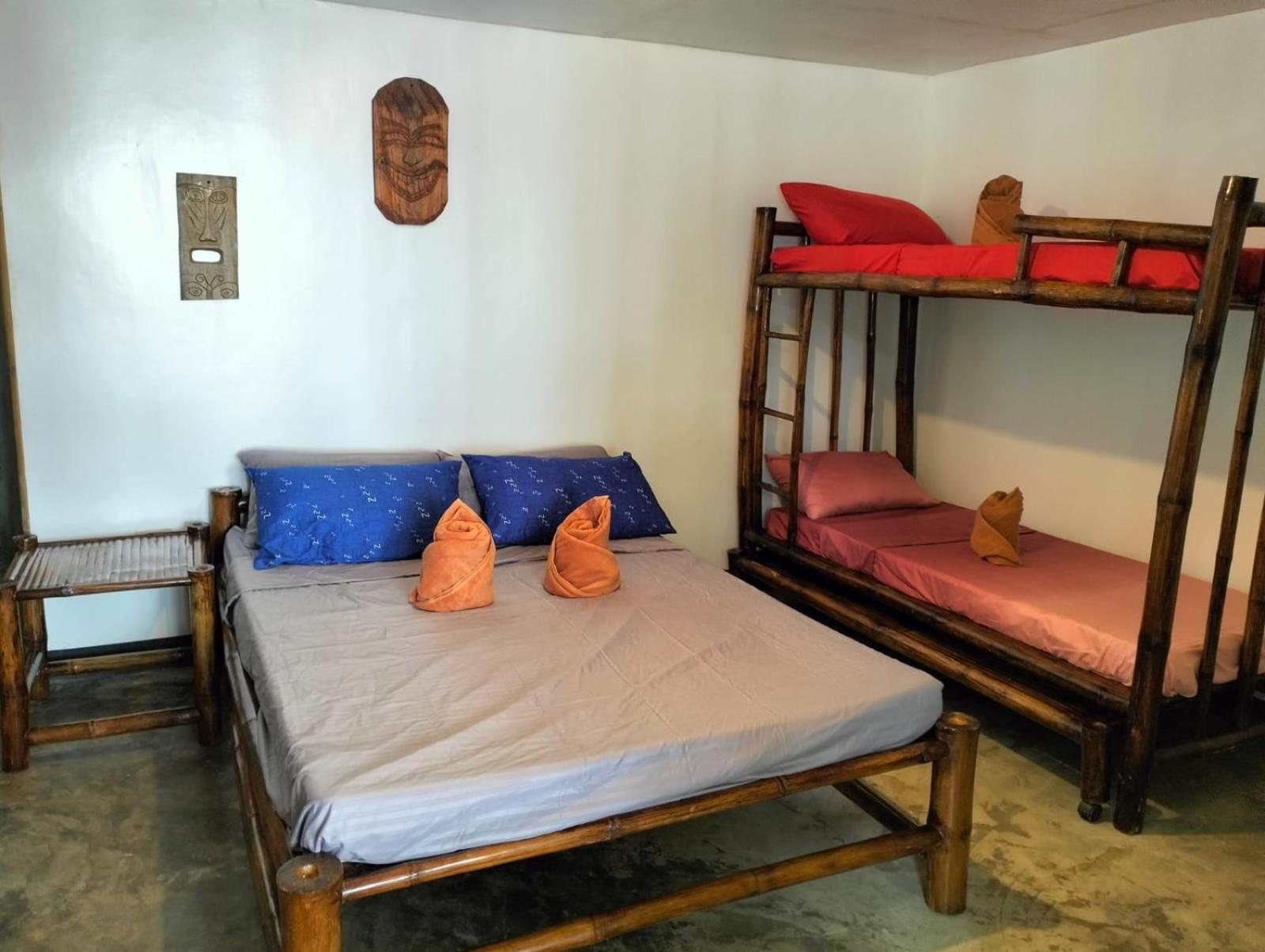 Beachfront Bungalows Bucana, El Nido