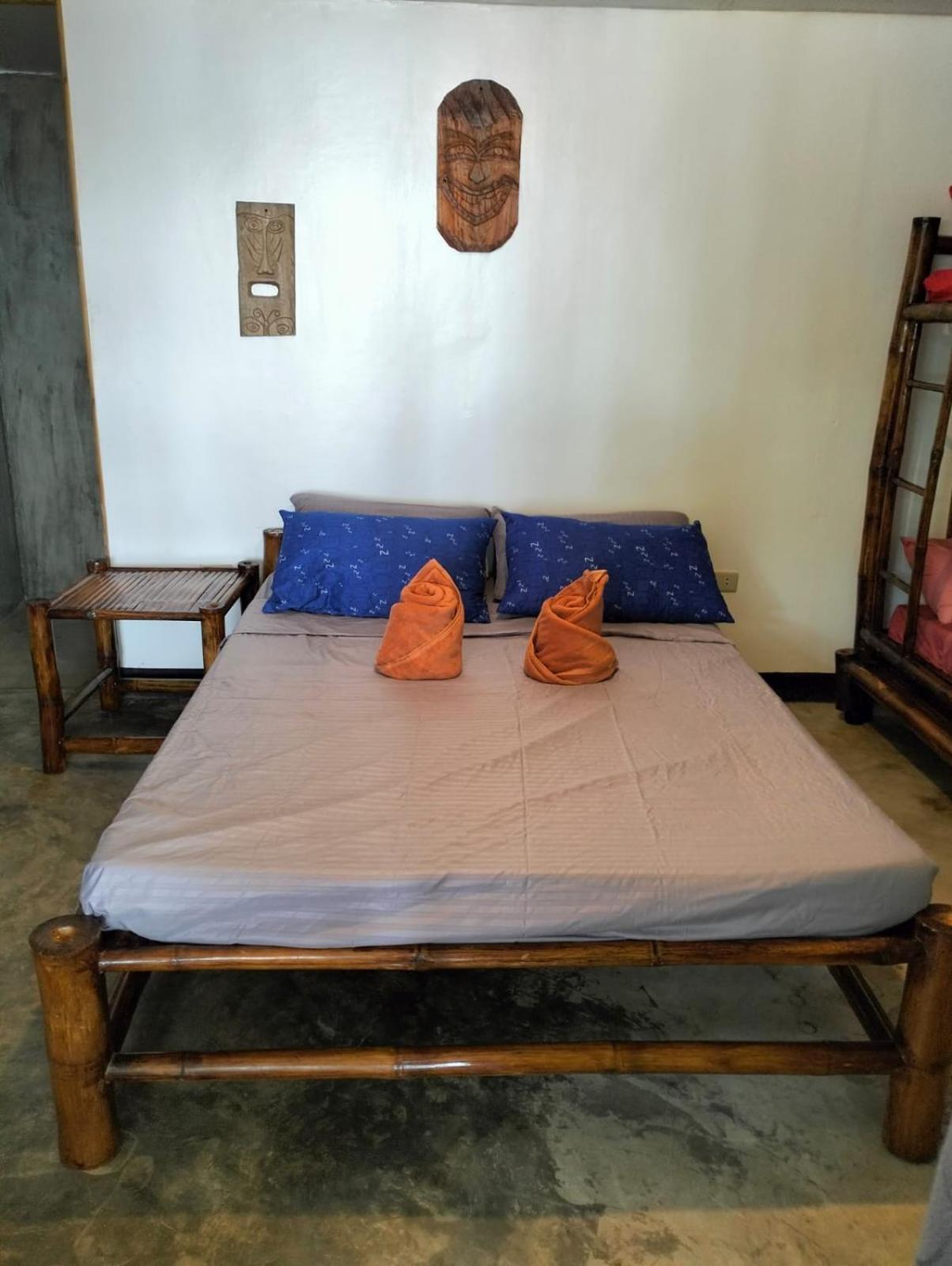 Beachfront Bungalows Bucana, El Nido