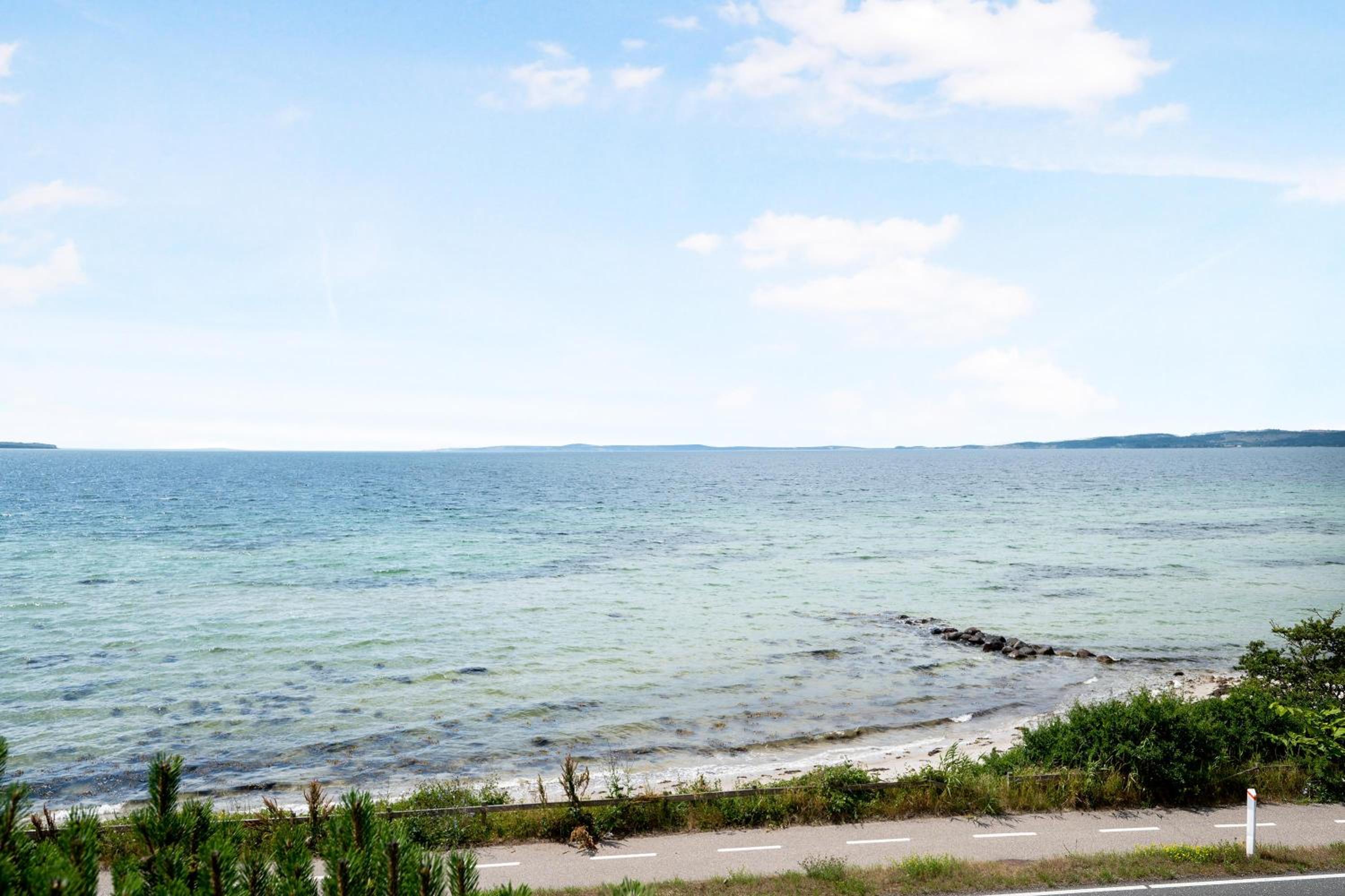 Romantic Seaside Cottage With Panoramic Views Just 20 Meters From The Beach