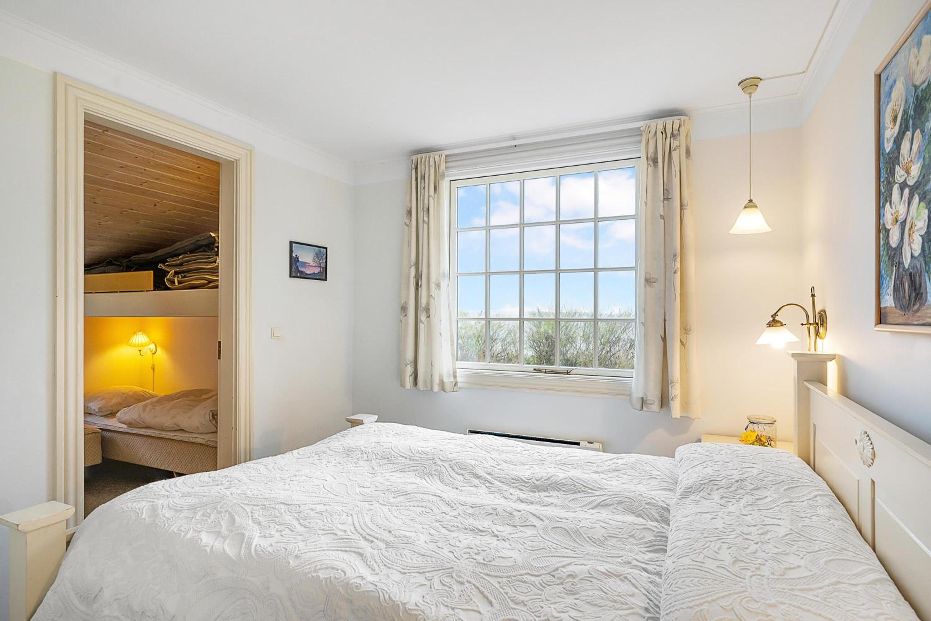 Romantic Seaside Cottage With Panoramic Views Just 20 Meters From The Beach