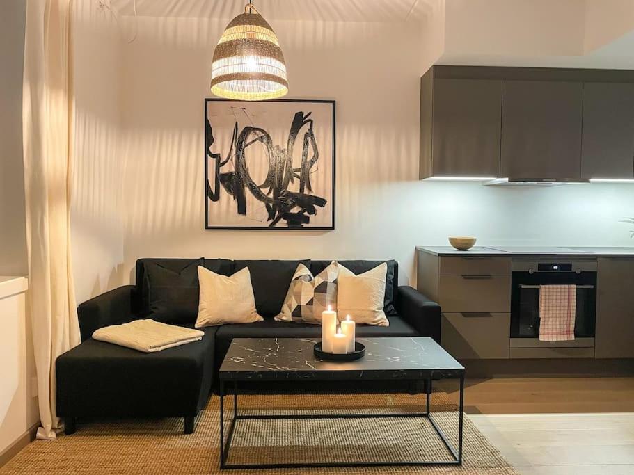 High standard apartment in city center view 4