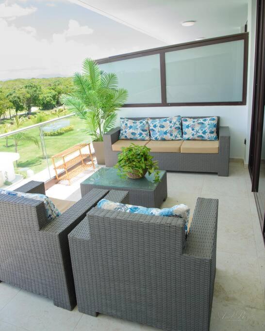 The Peña family suite