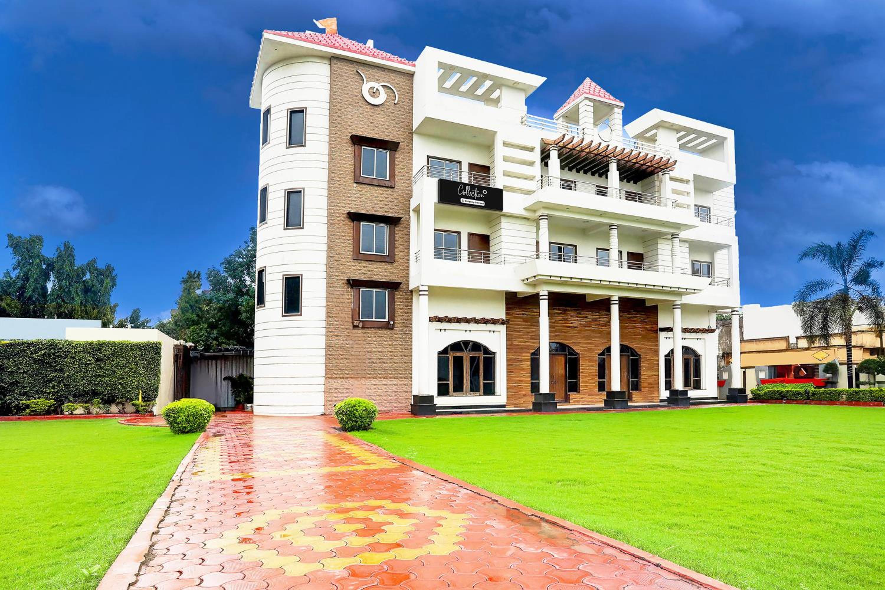 Hotel O Badridham Nagar AB Road view 5