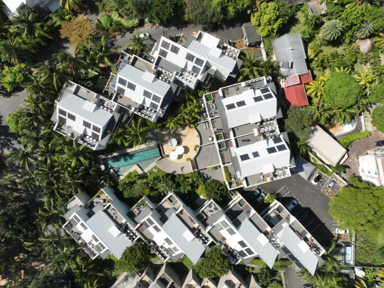 Seaside 3 suites Penthouse with Pool Gym & BBQ Terrace view 4