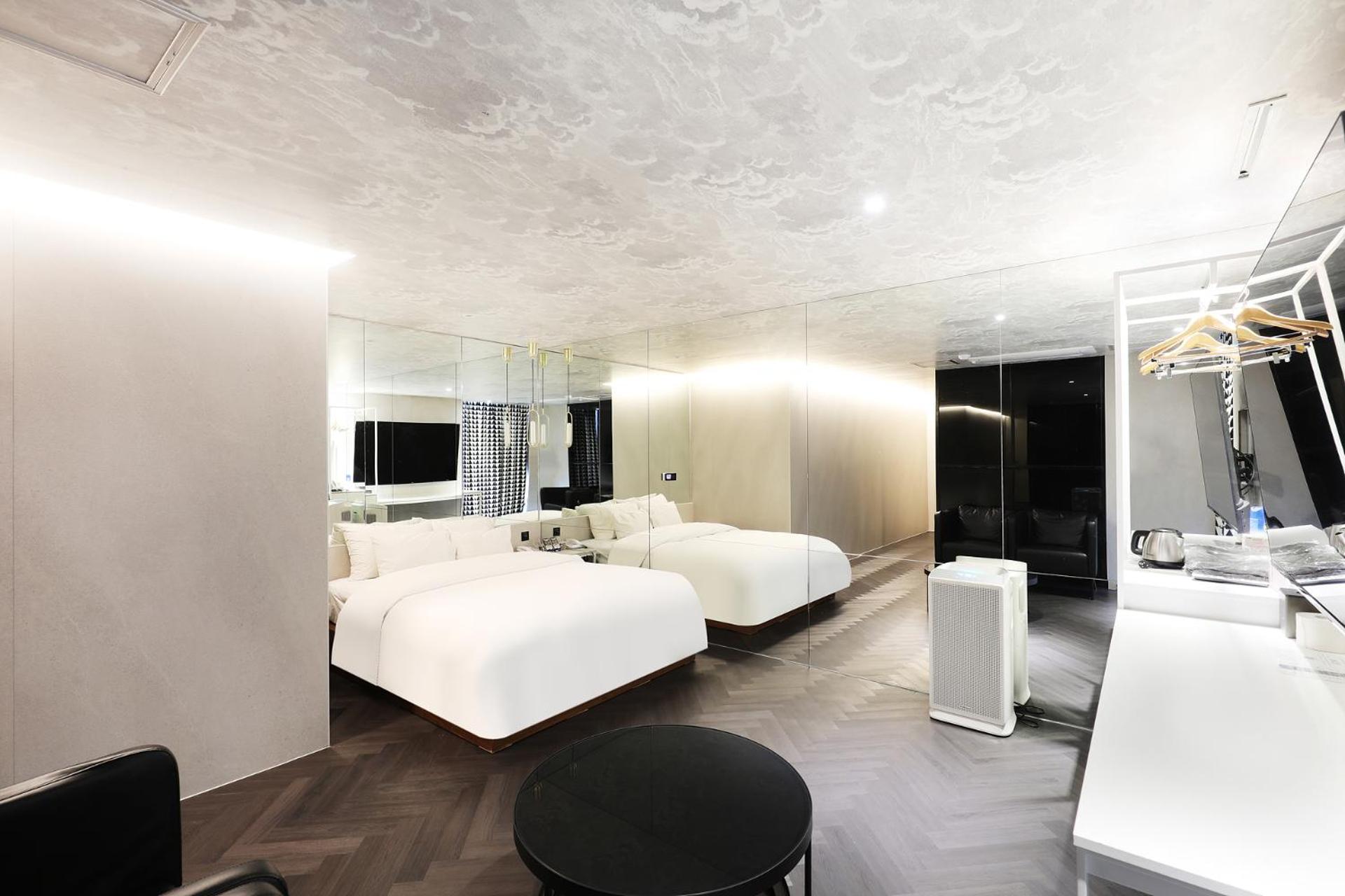 Hotel The Designers Jongno 2