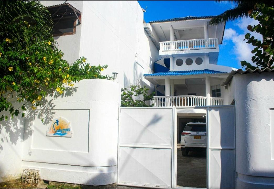 Ledymar Chalet