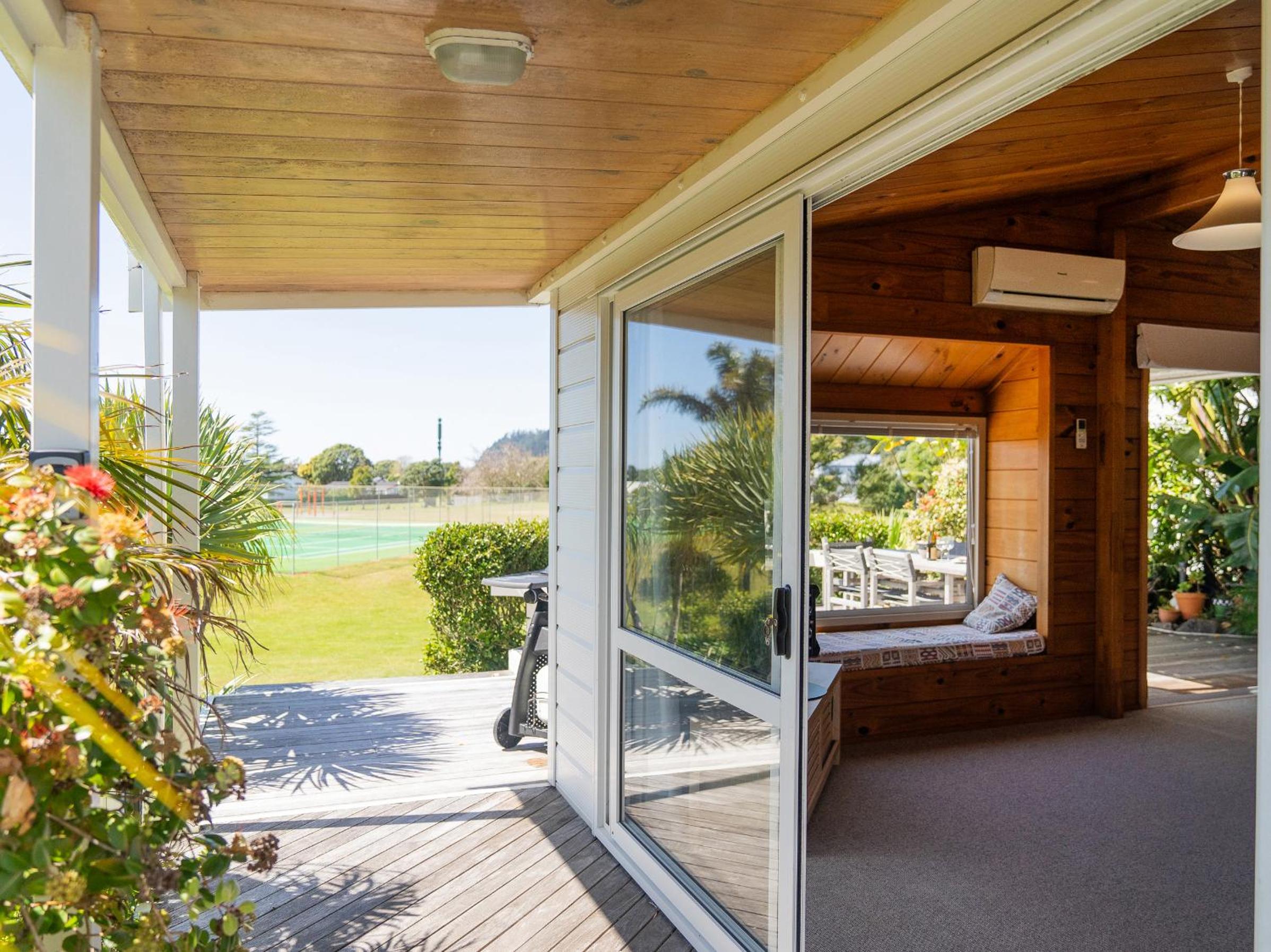 Park View Cottage - Pauanui Holiday Home view 4
