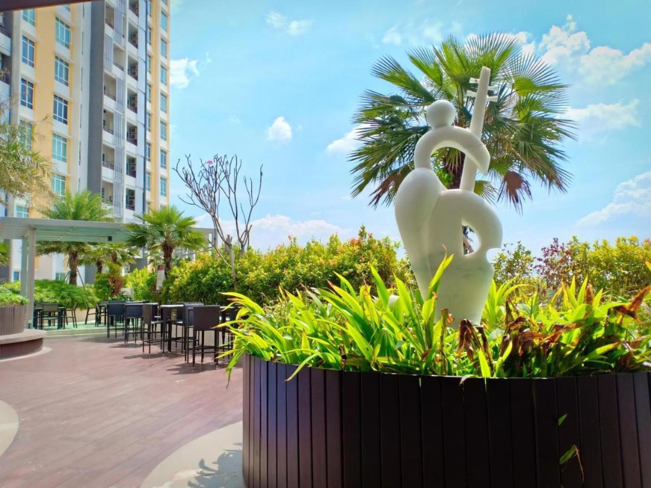 Ipoh Town Majestic Suites by IWH Suites