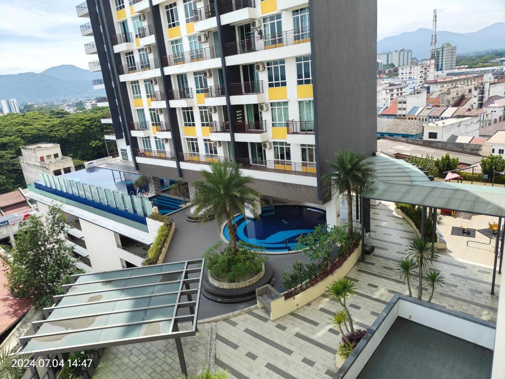 Ipoh Town Majestic Suites by IWH Suites