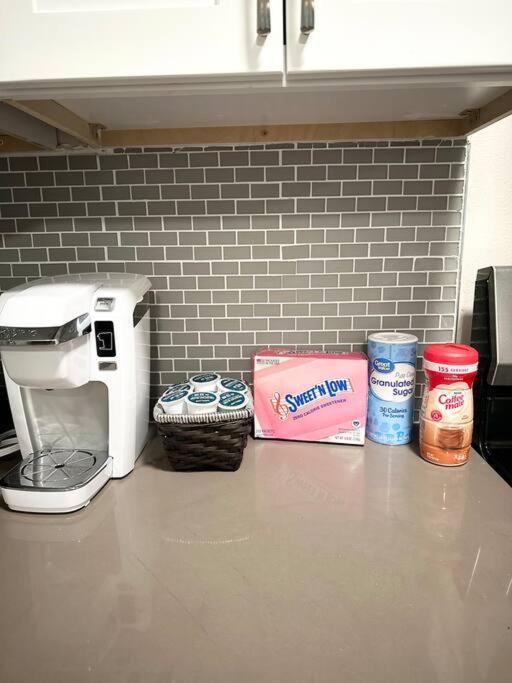 City Charm 1 Bed 1 Bath near NRG, Medical Center view 4