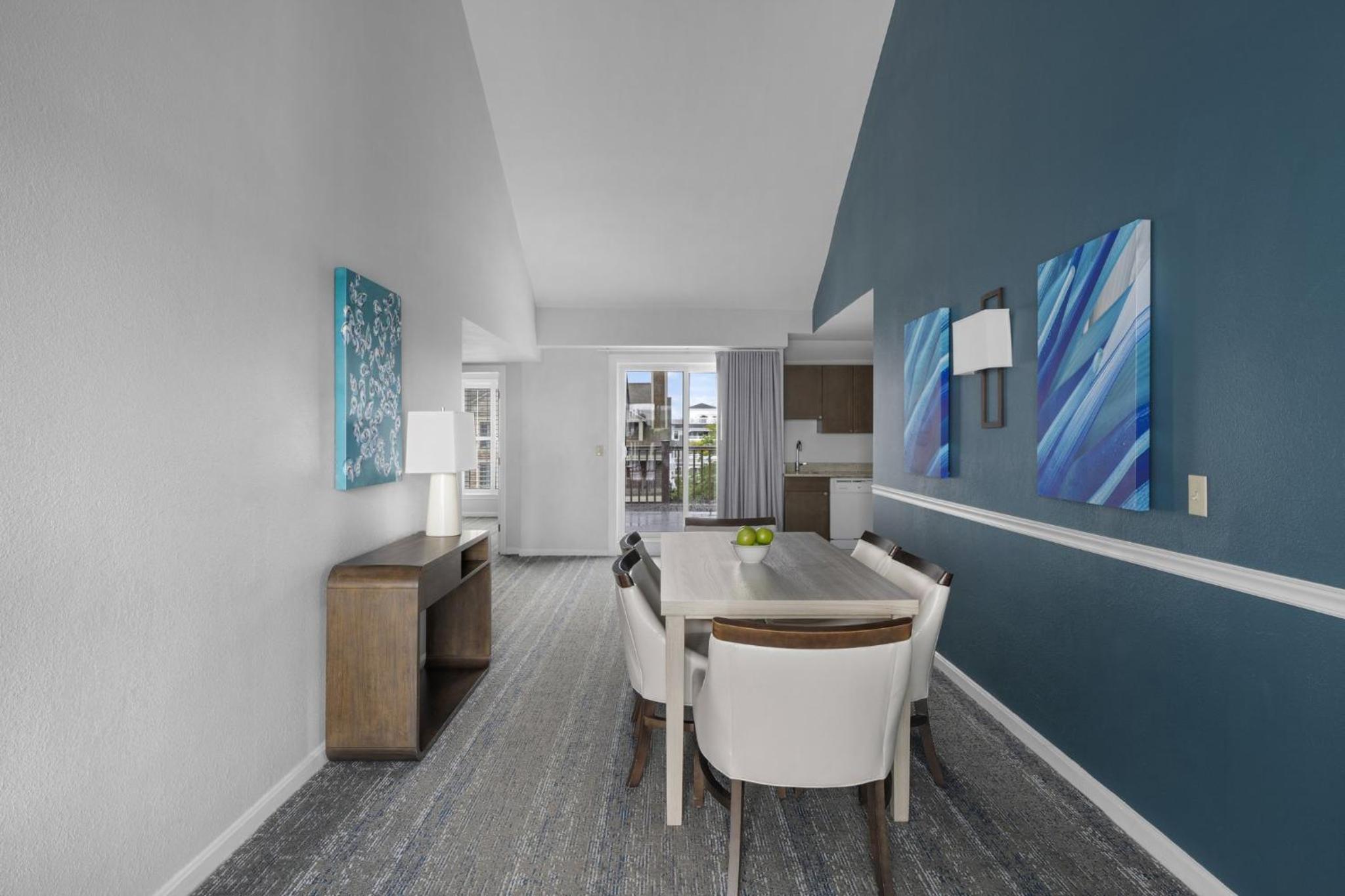 Club Wyndham Newport Onshore 3