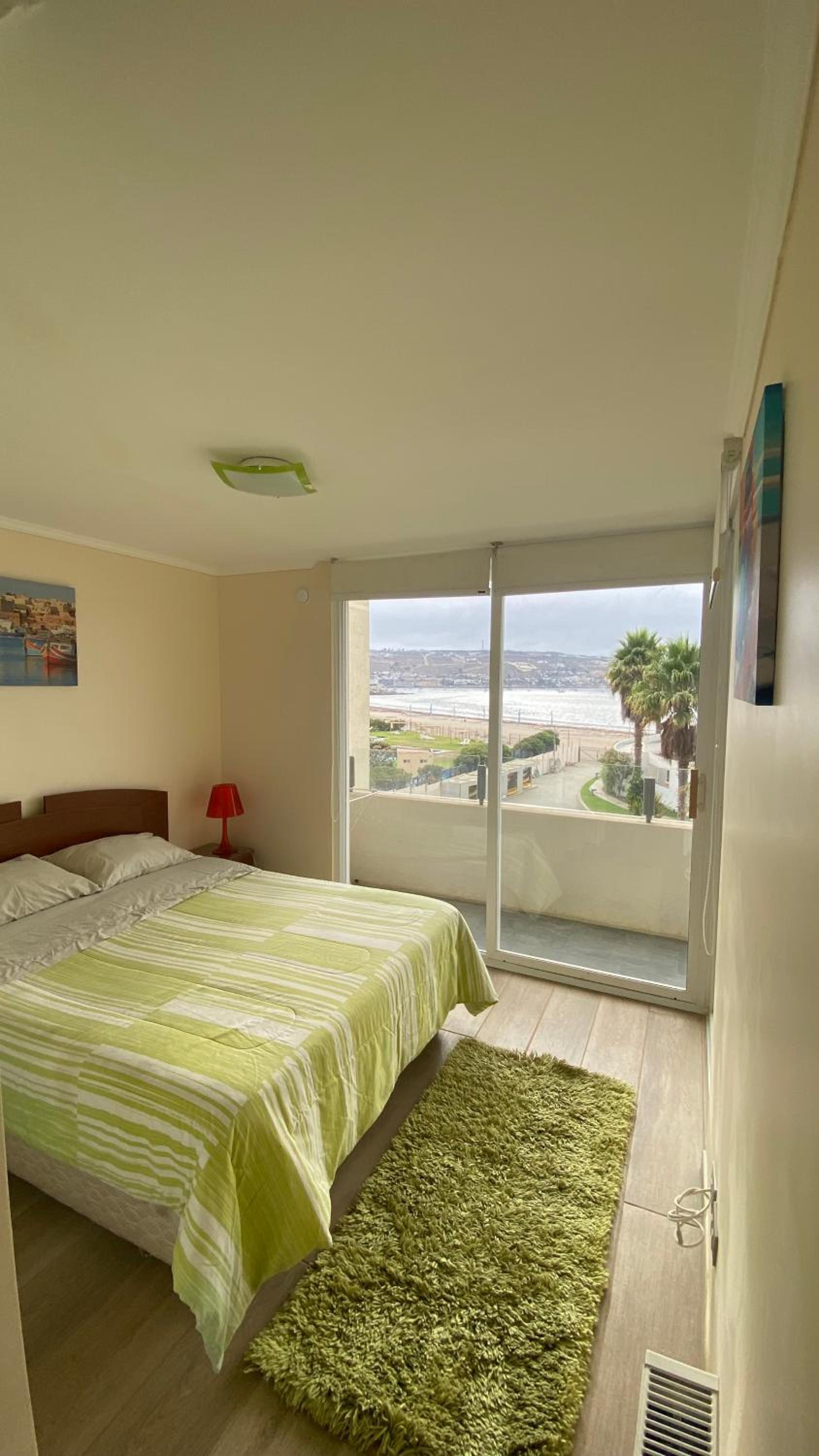 Edificio Costazul inserto playa La Herradura