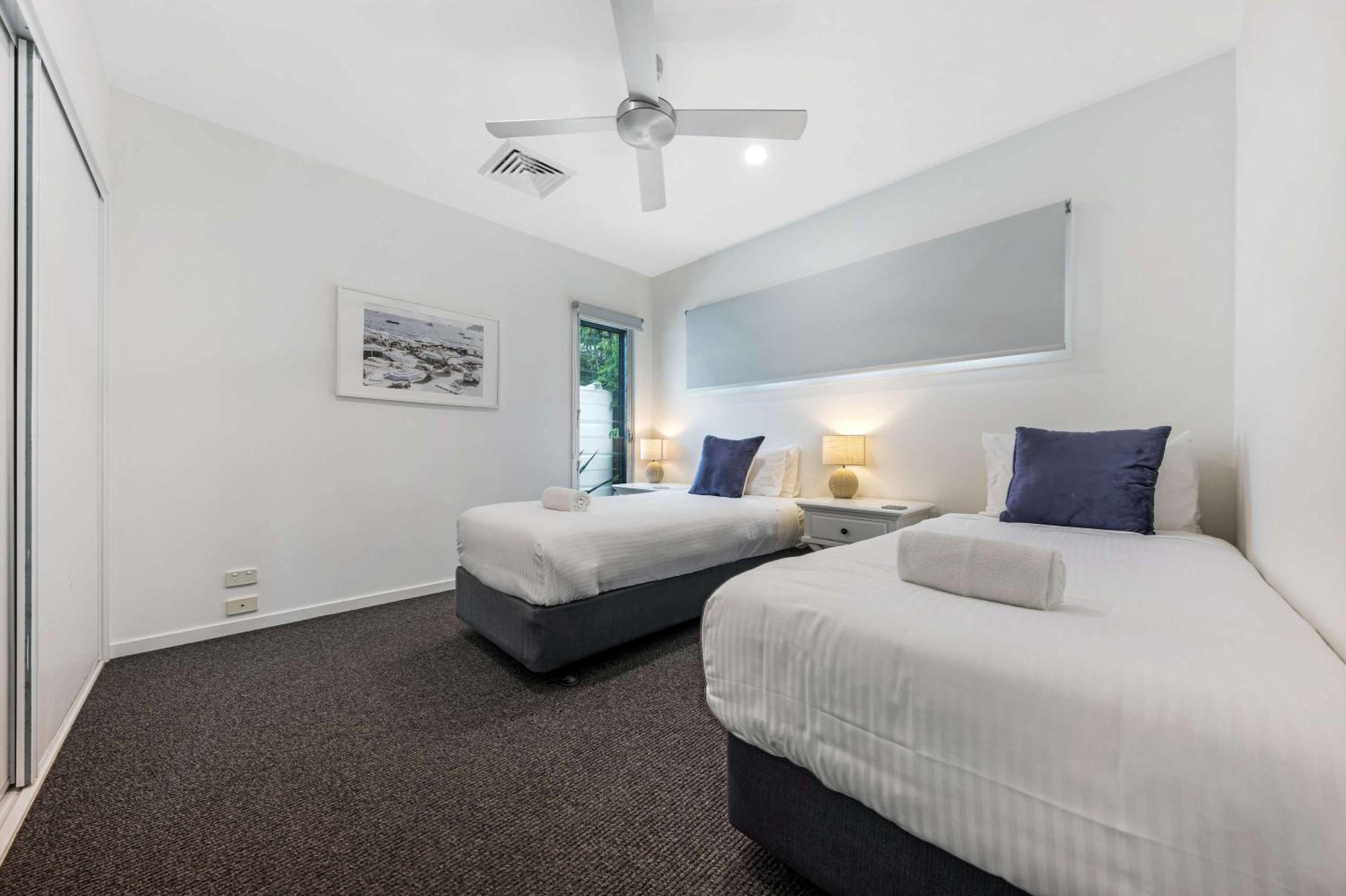 Stunning Alex Heads Beach House - Pet friendly