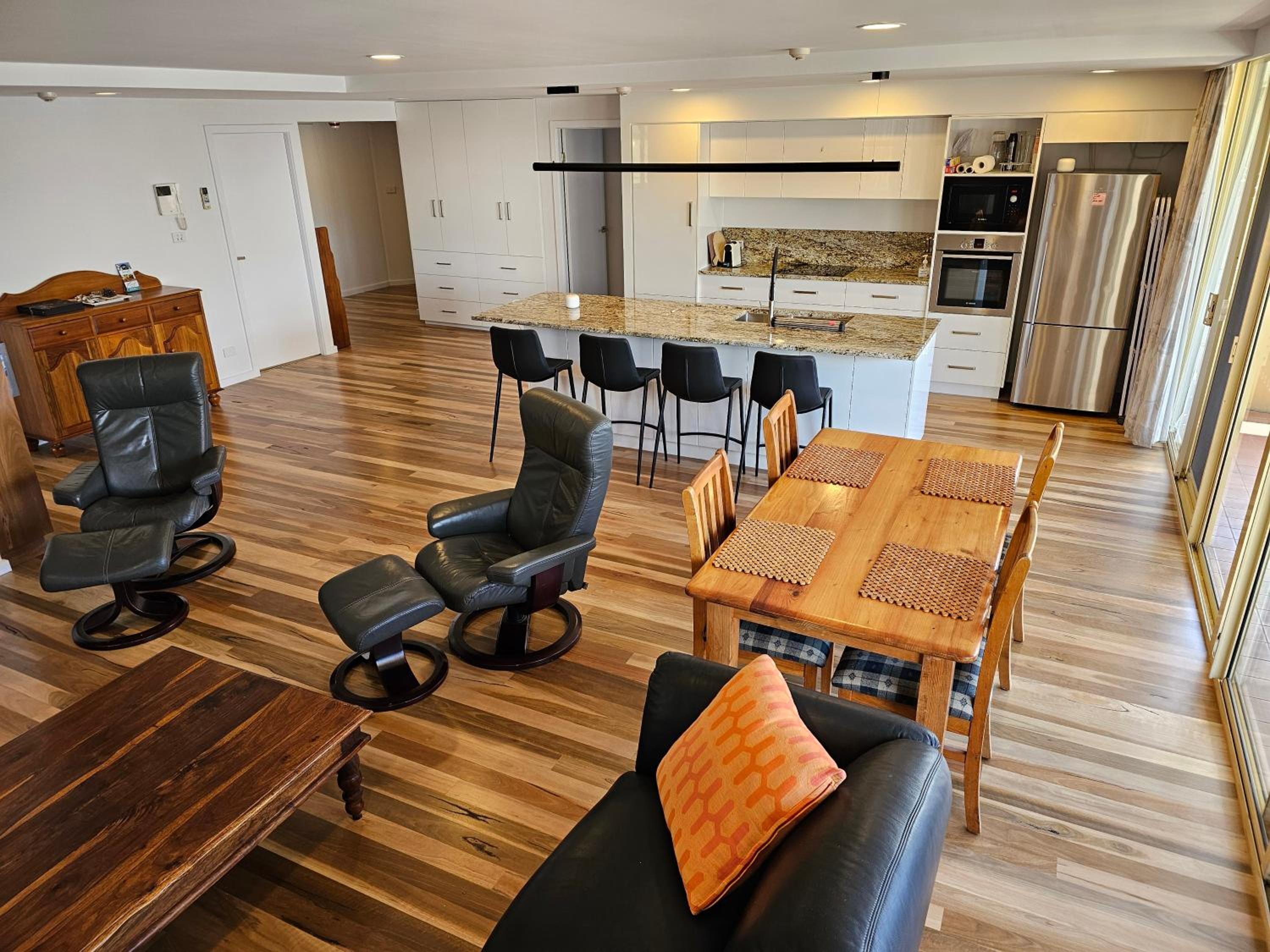Jenatt Apartments Salamanca view 2