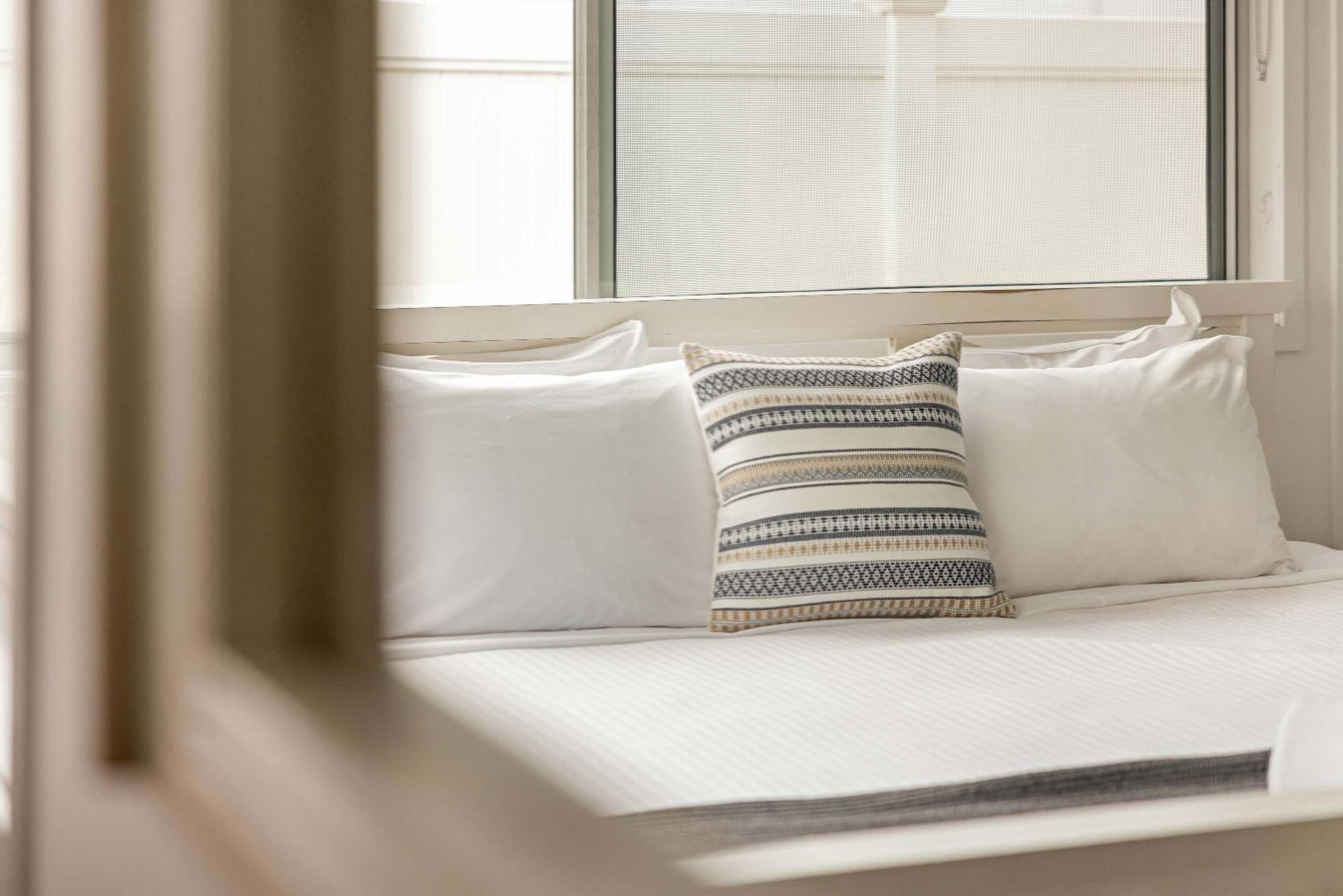 Stunning Alex Heads Beach House - Pet friendly