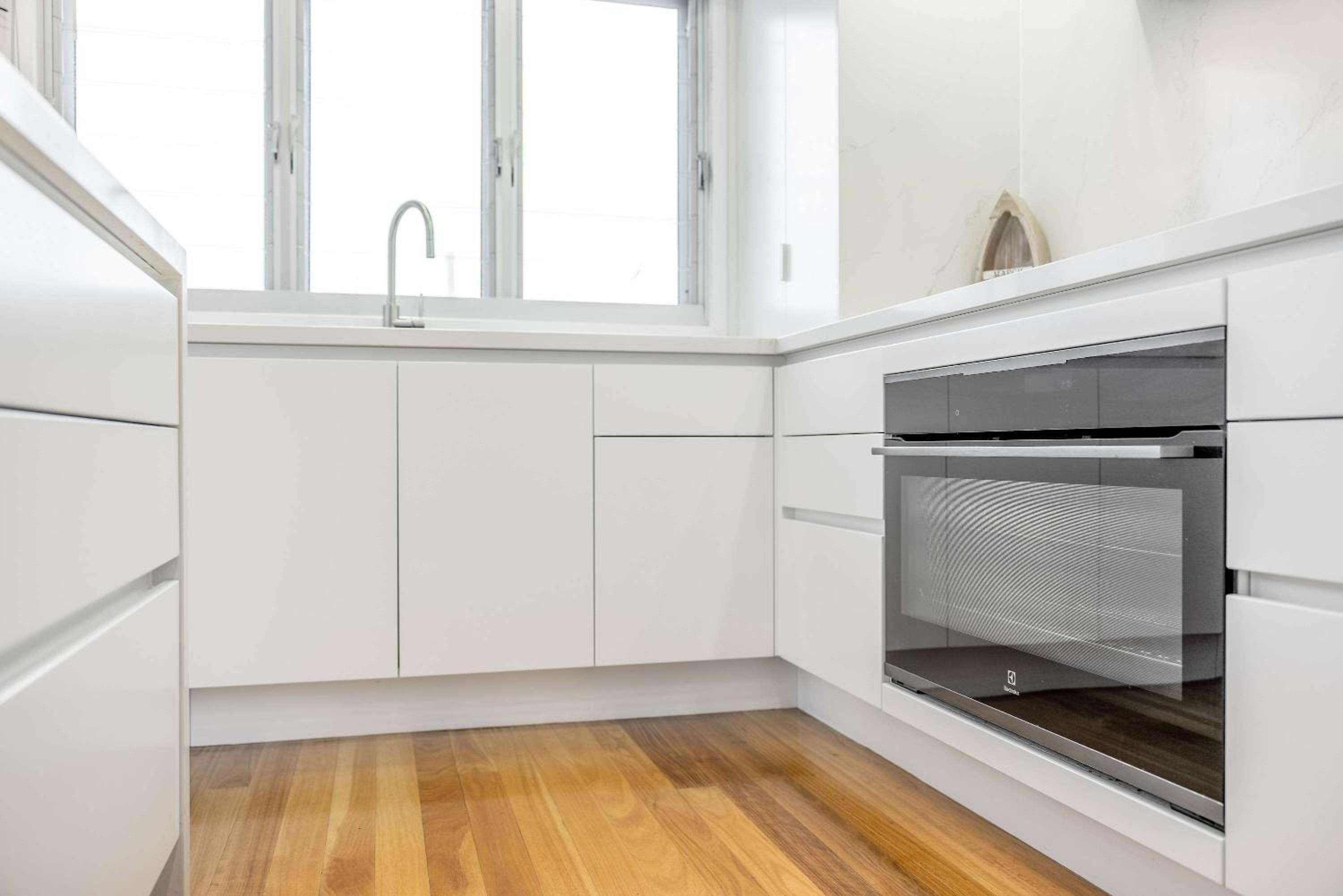 Stunning Alex Heads Beach House - Pet friendly
