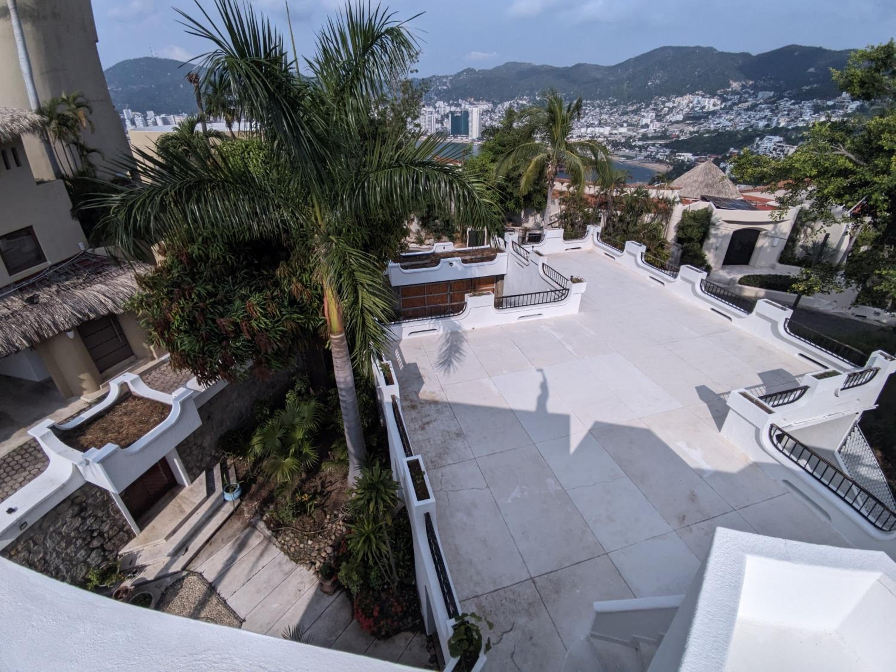 Hermosa casa con Alberca Marina Brisas Villa San Gabriel view 4