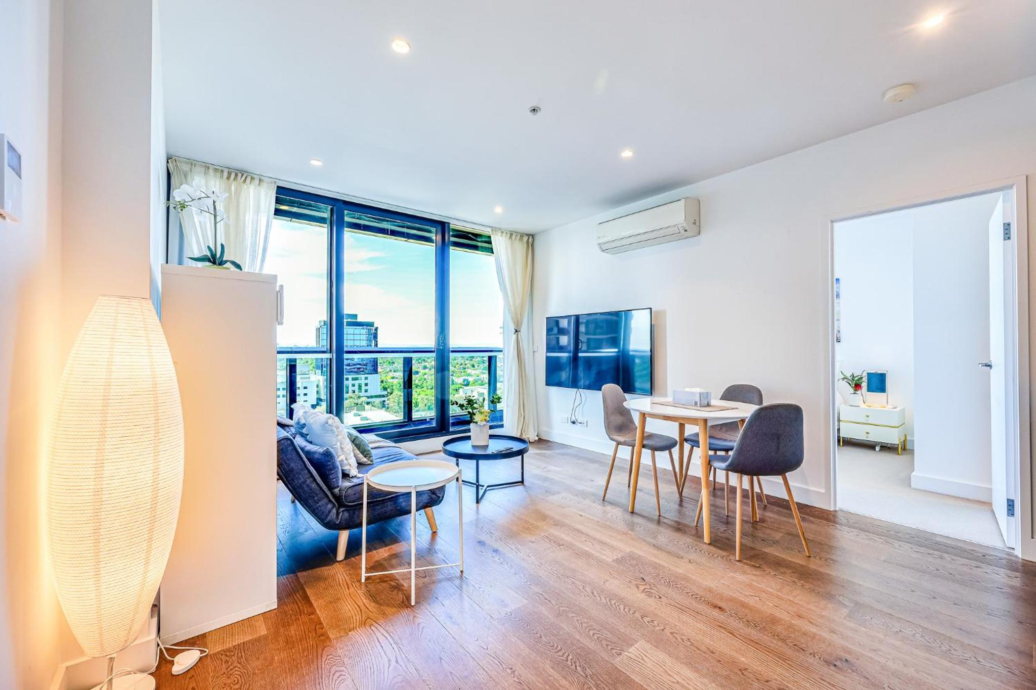 StayAU Stylish 2BR 2Bath Central Box Hill
