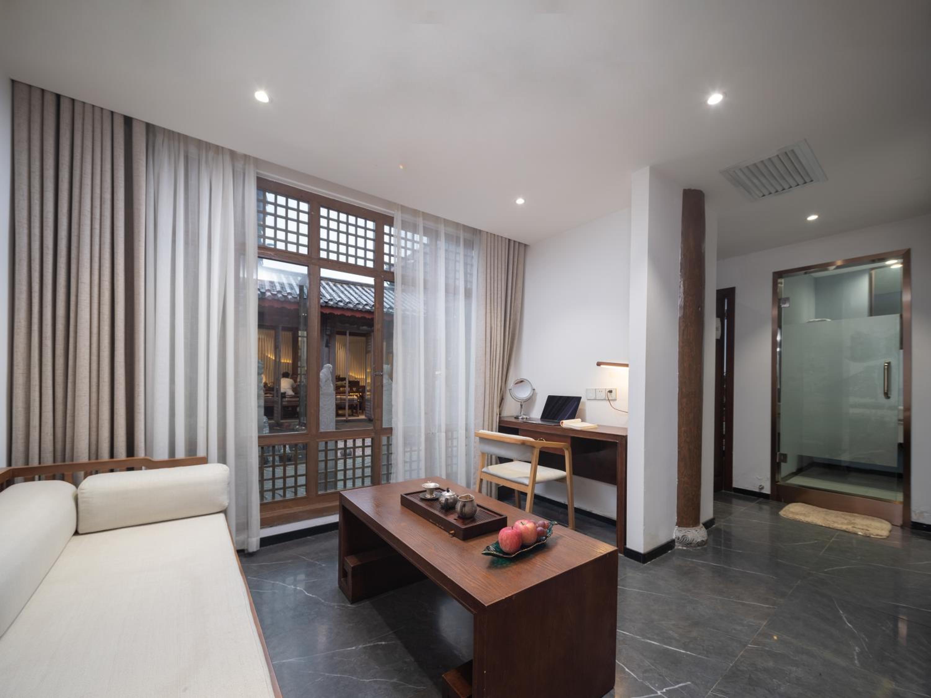 Lijiang BYW Boutique Inn