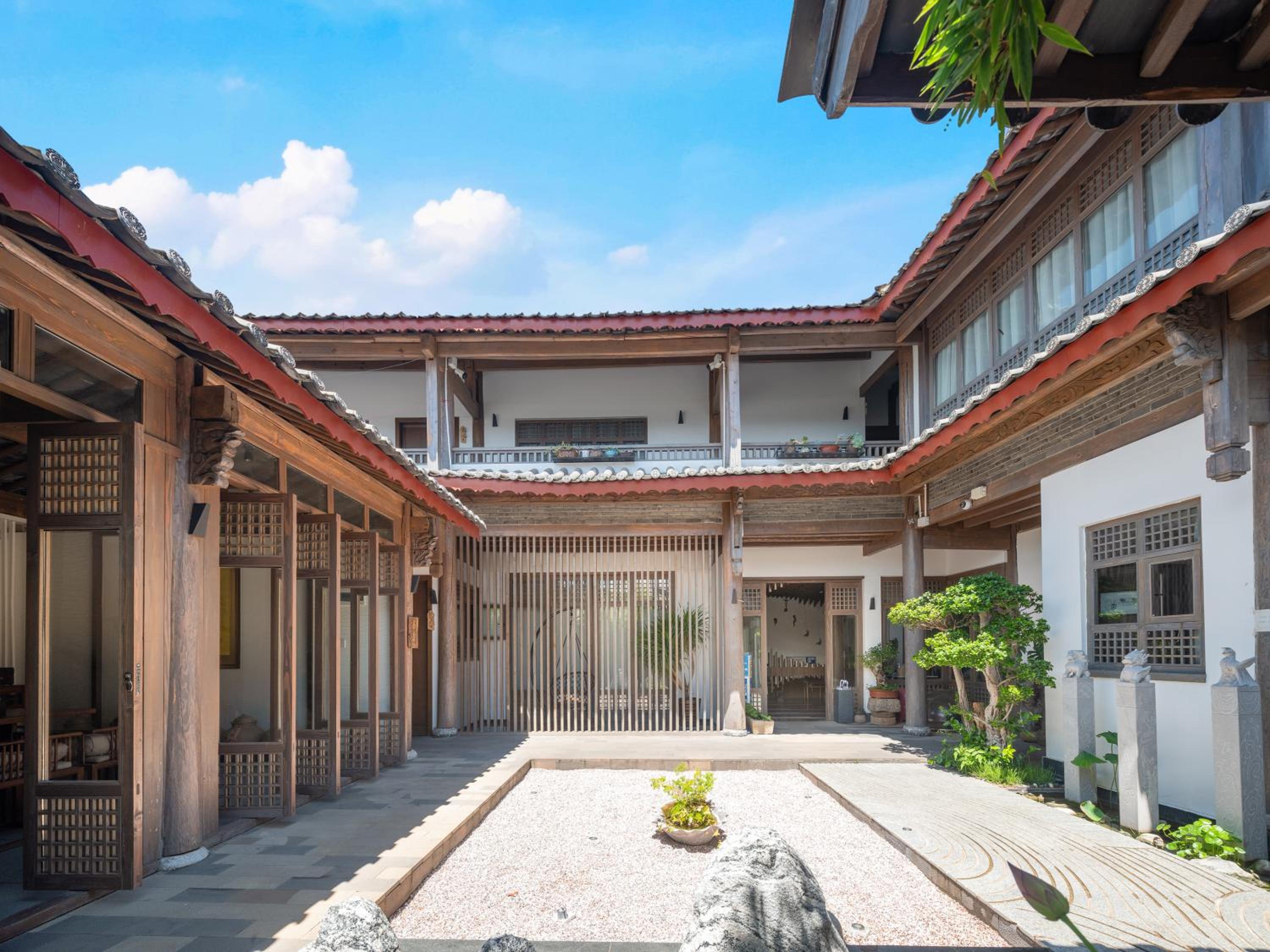 Lijiang BYW Boutique Inn