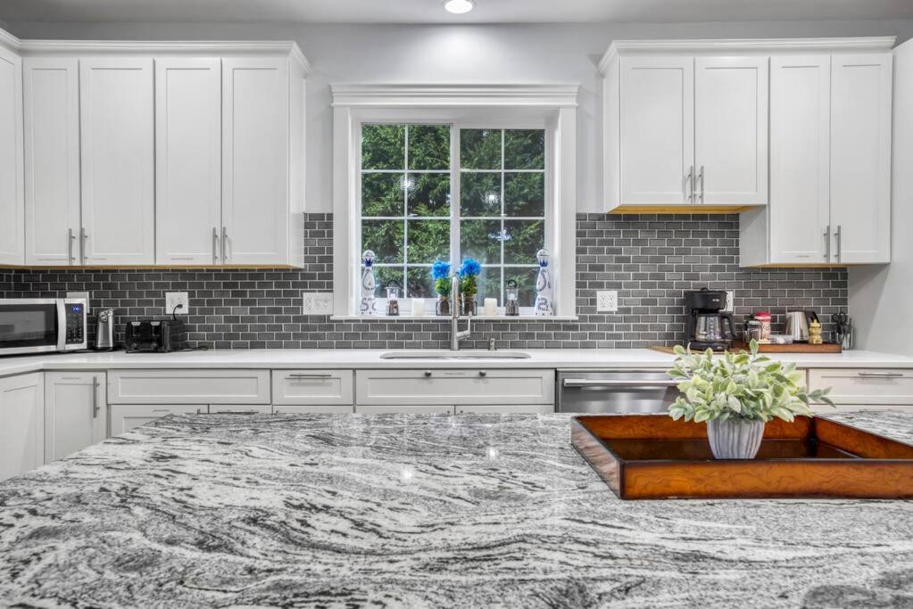 Historic remodeled home in Laurelhurst Portland view 2