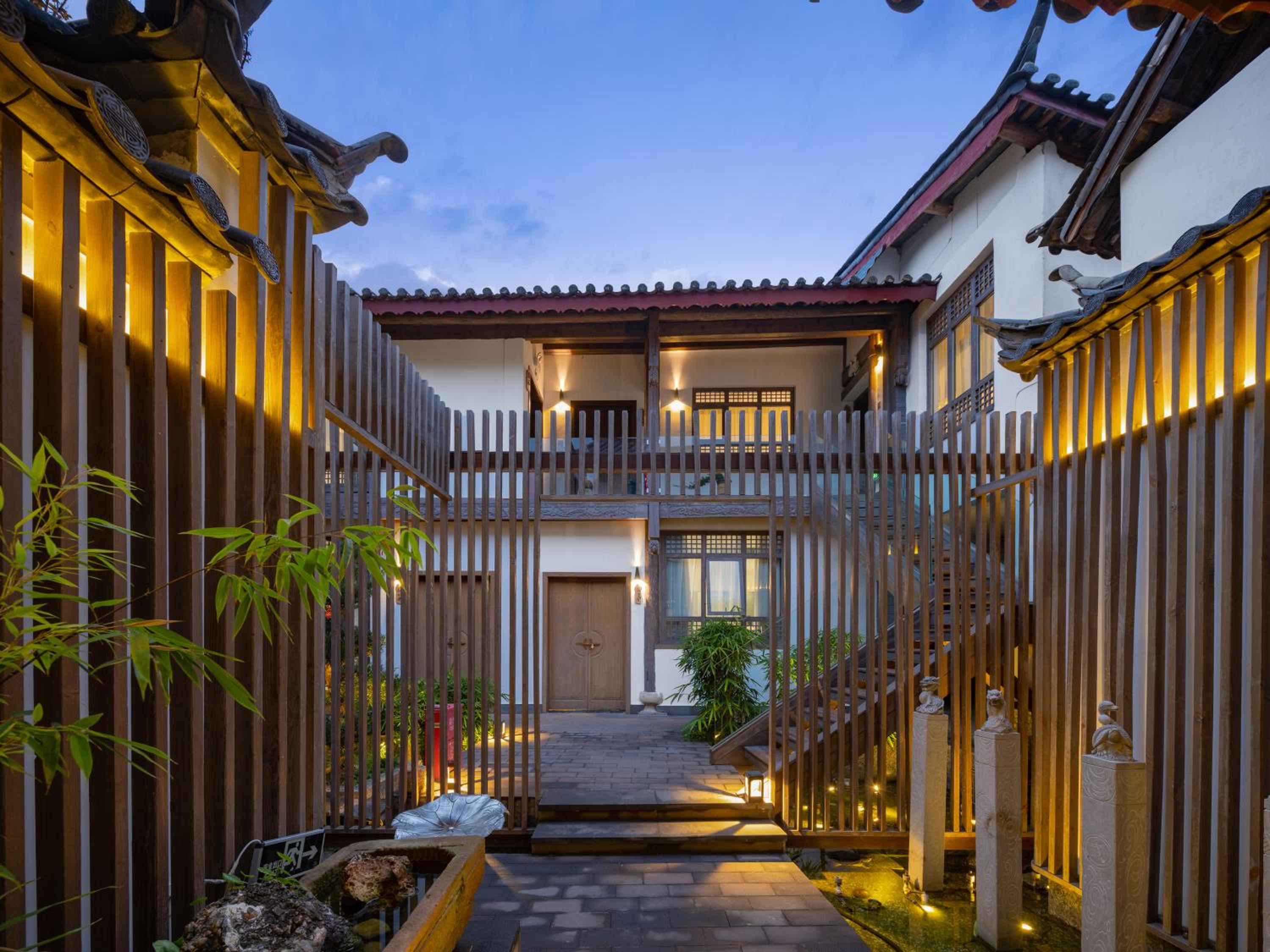 Lijiang BYW Boutique Inn