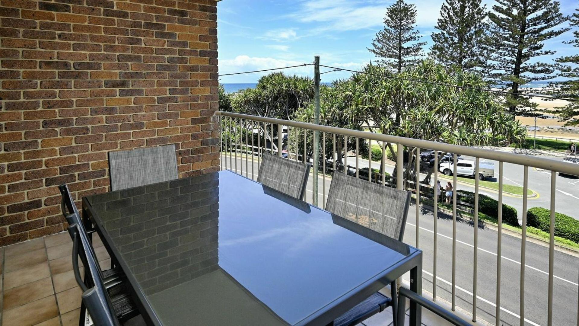 Kookaburra Court Unit 3 Bulcock Beach QLD