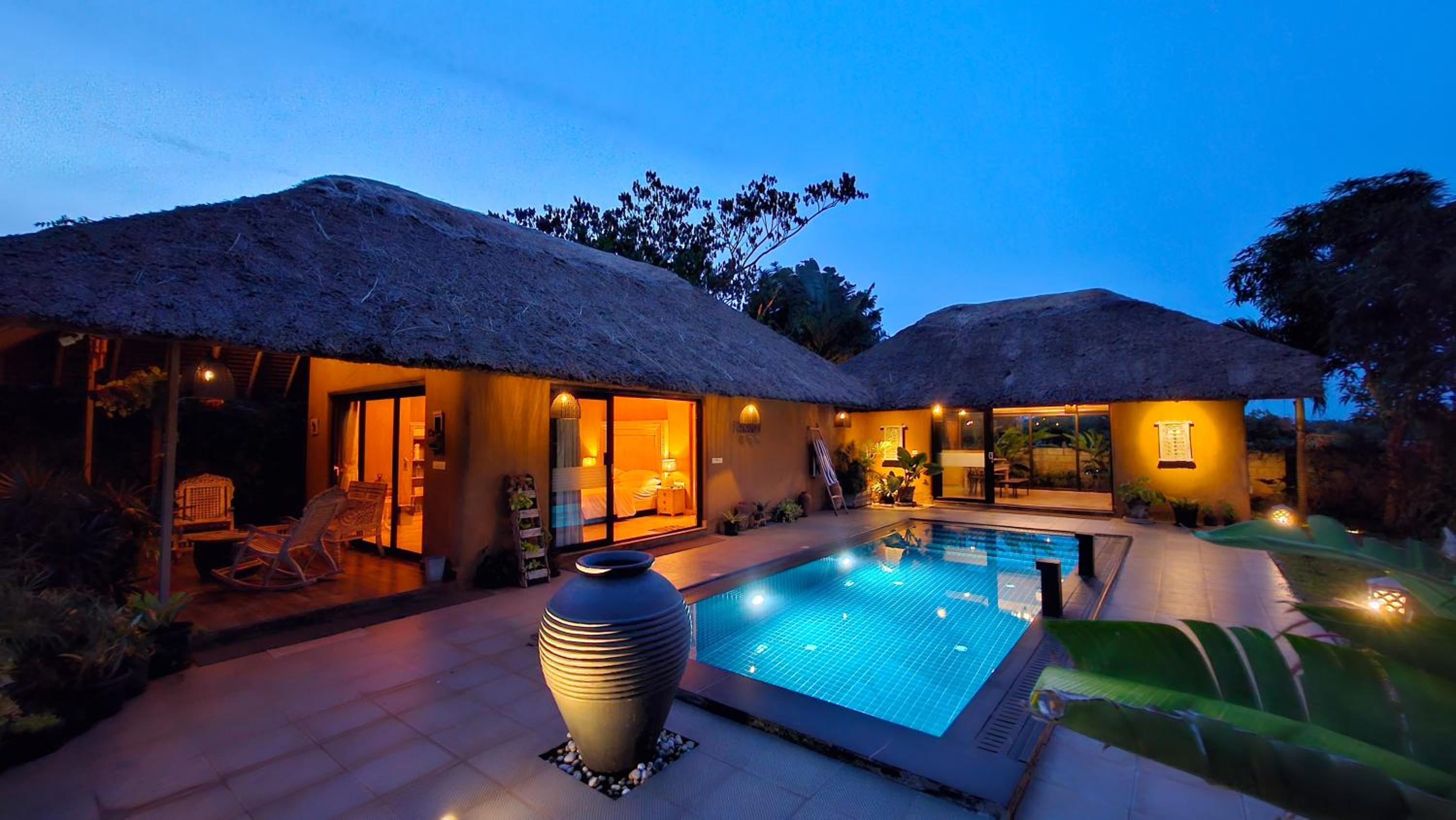 IVY VILLA view 3