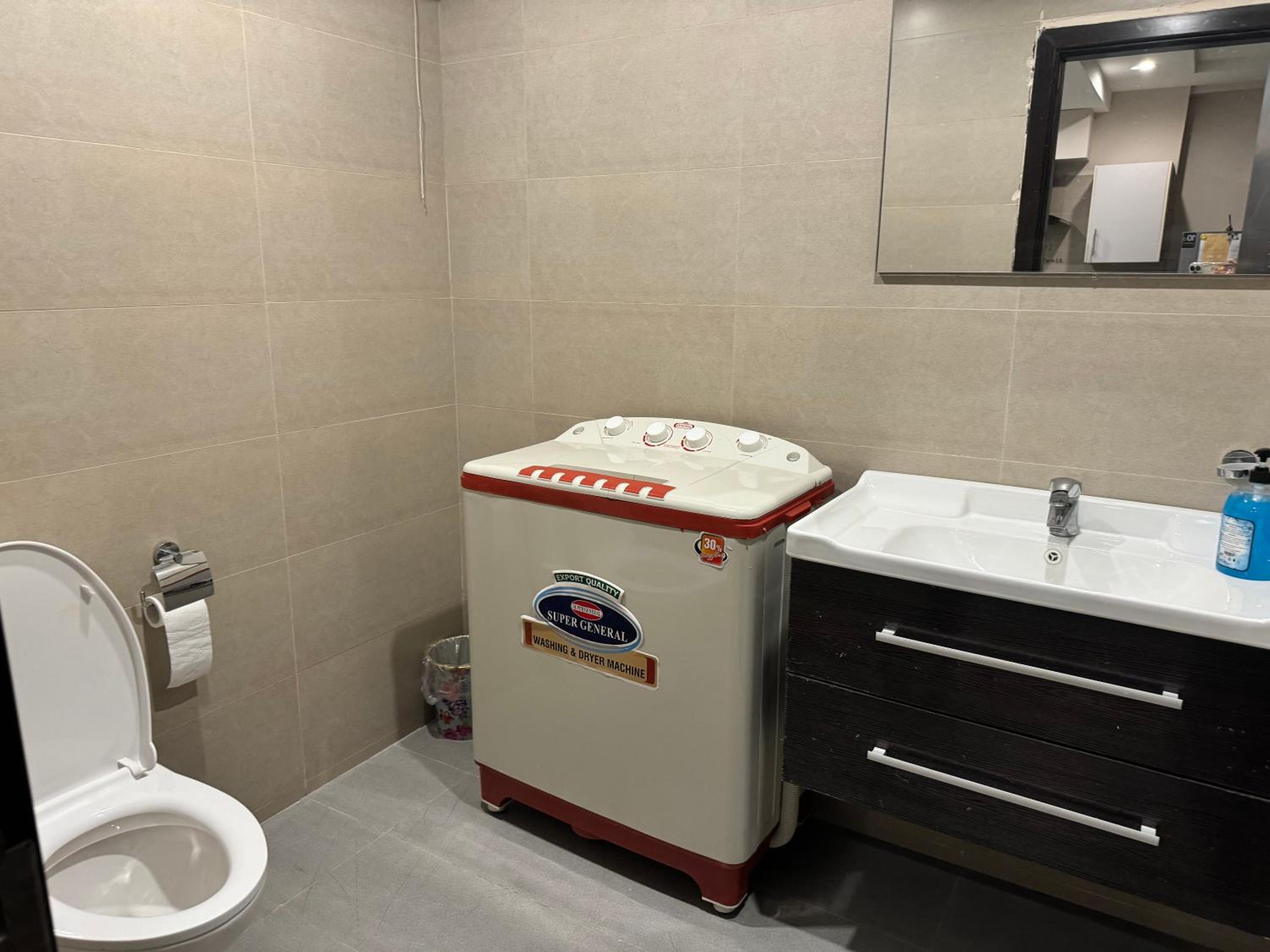 Luxury 2BDR cube apartment