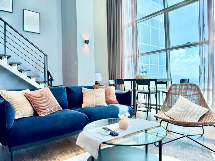 Maritime Suites - 2min drive to Georgetown 18min from airport FULL SEAVIEW 2BR 2 bathrooms Suites photo 3