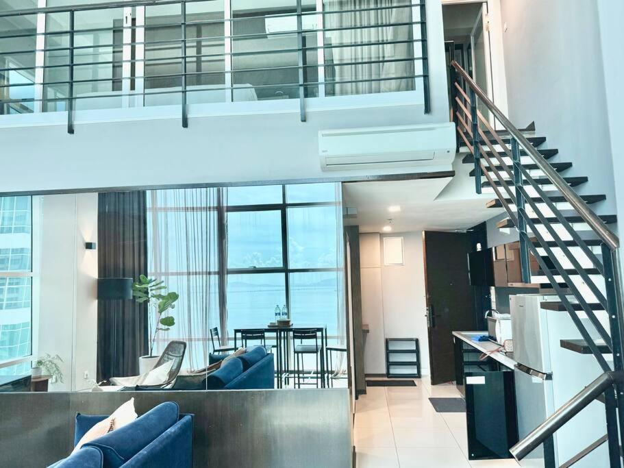 Maritime Suites - 2min drive to Georgetown 18min from airport FULL SEAVIEW 2BR 2 bathrooms Suites photo 6