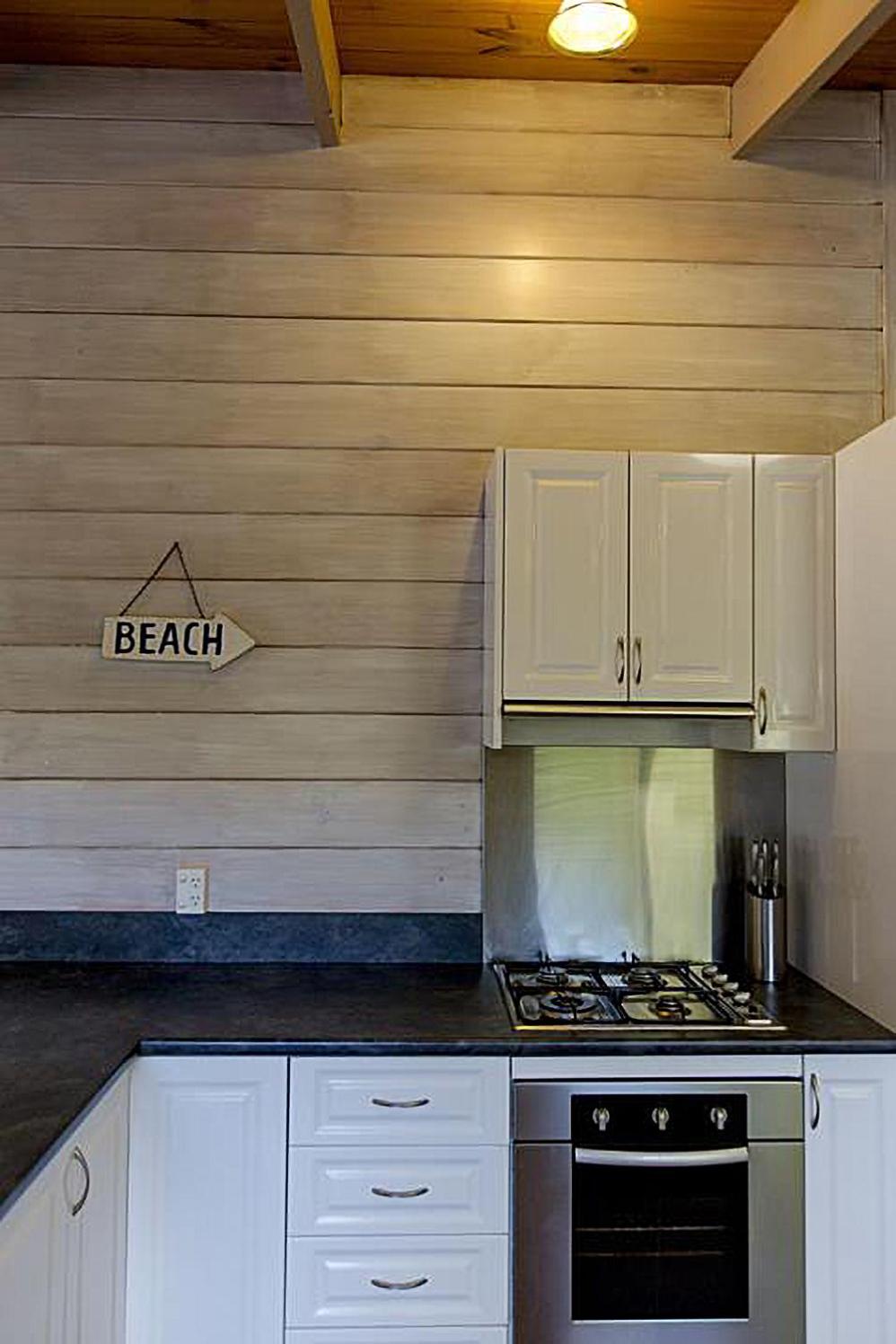 121 Ocean Throughway