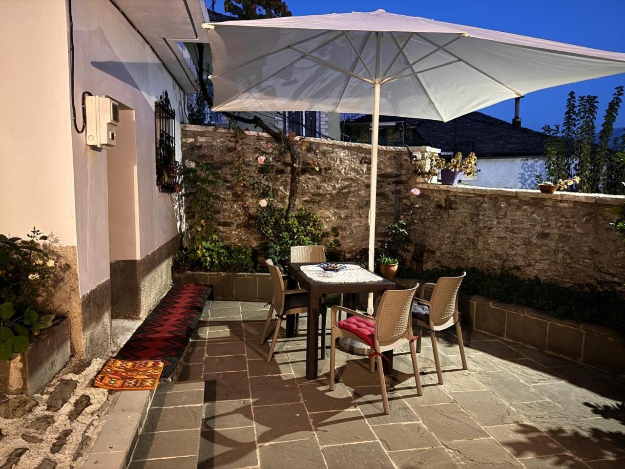 Mezini Guest House