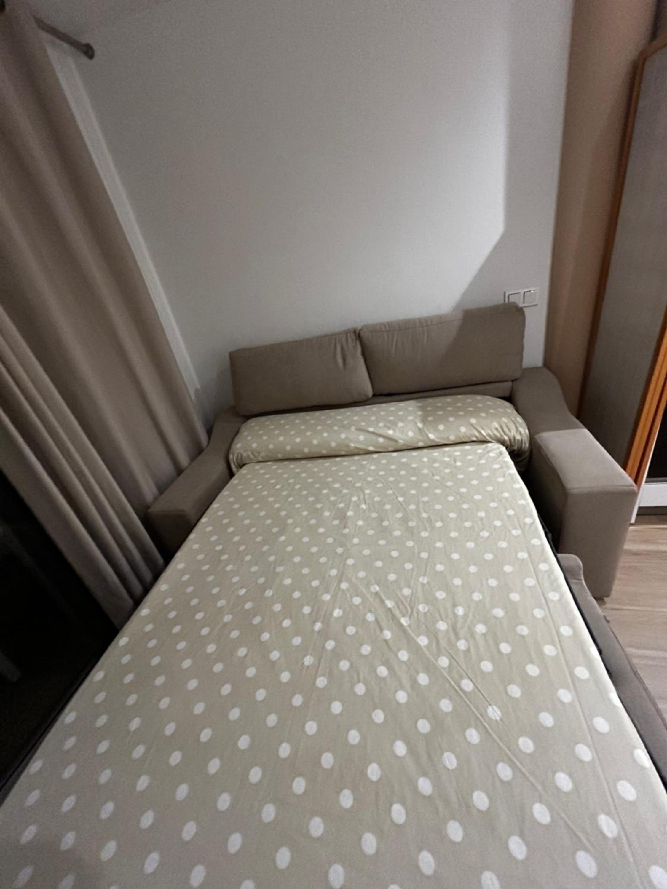 Brand new studio apartment photo 3