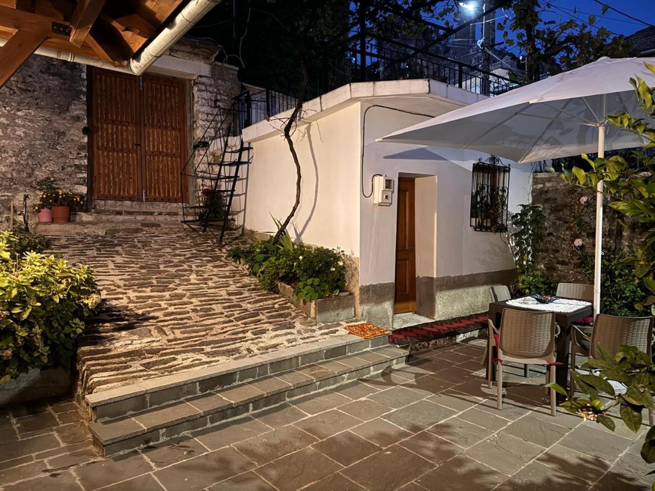 Mezini Guest House