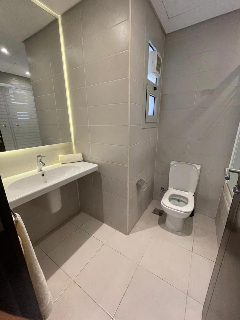 service apartment - 2 bedroom with 3 bathrooms in Cairo festival city