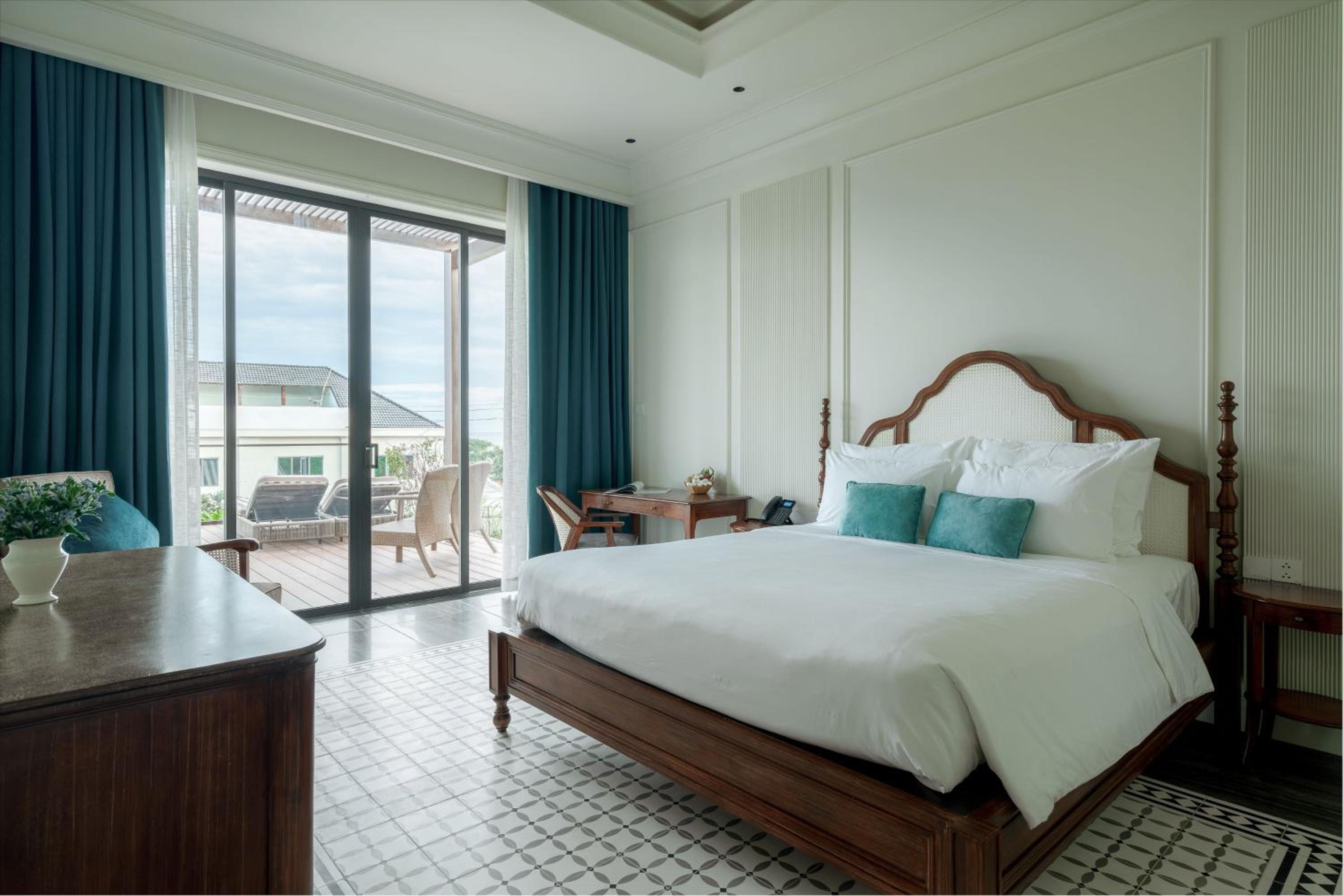 Photo 51