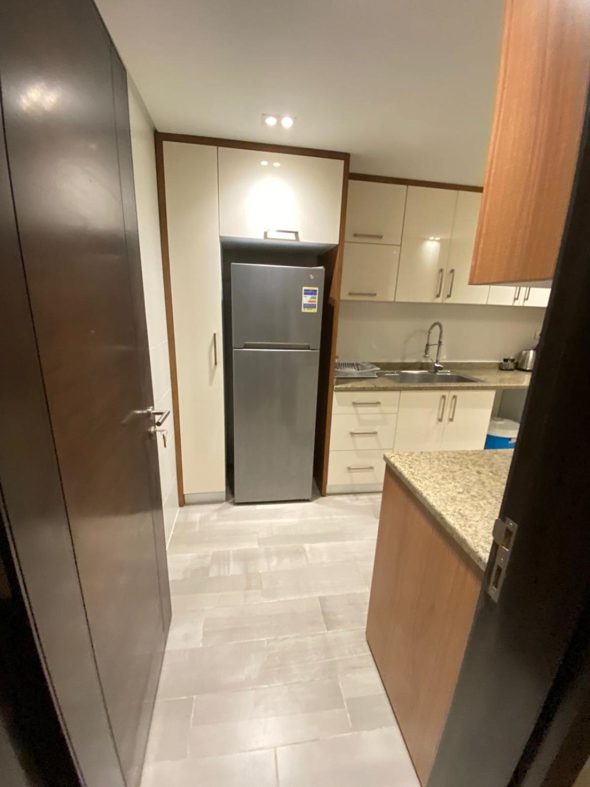Service apartment - 2 bedroom with 3 bathrooms in CFC