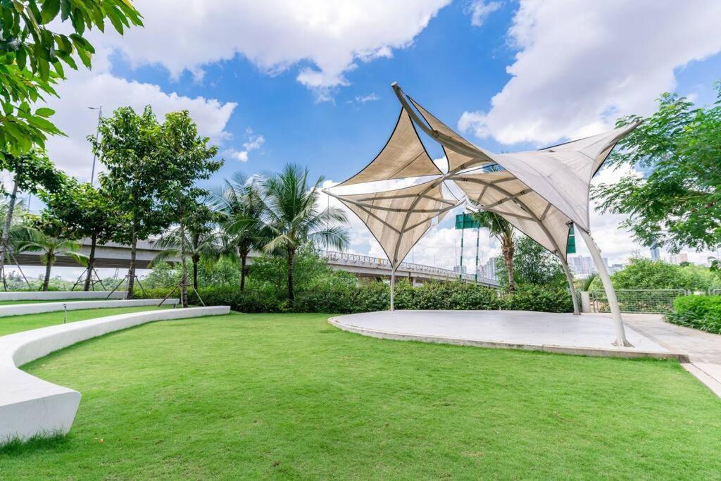 2 bedroom Diamond island Apartment, Luxury in nature, District 2 Lagomhome 1611