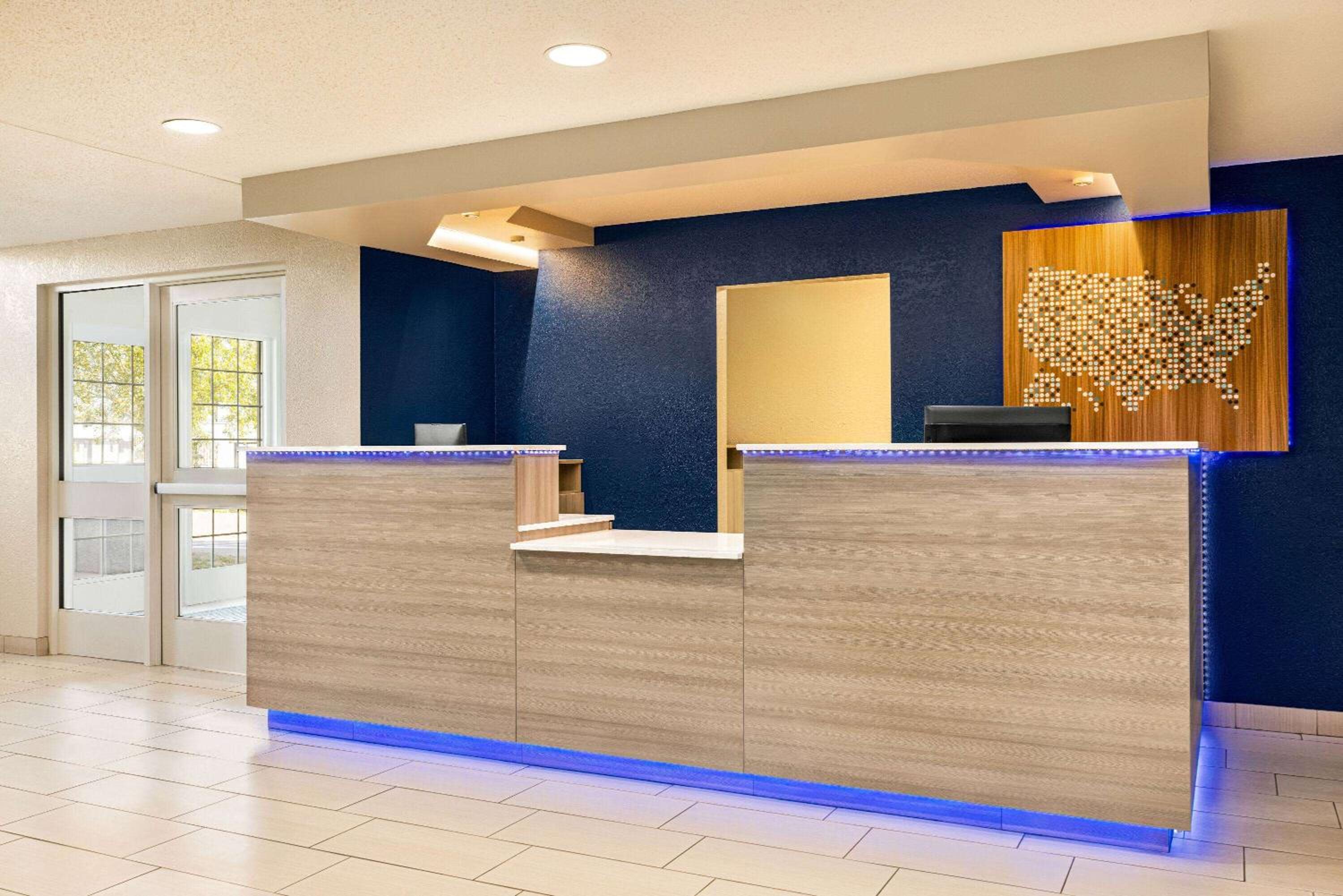 Microtel Inn & Suites by Wyndham New Ulm view 5