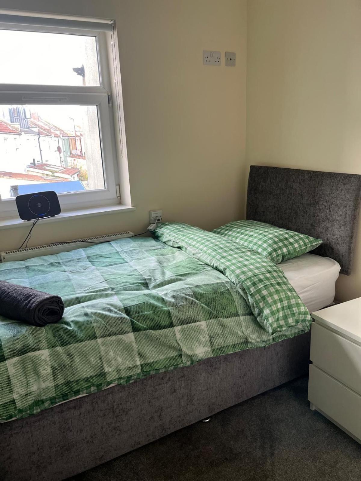 Short term lets from £15 per person per night view 4