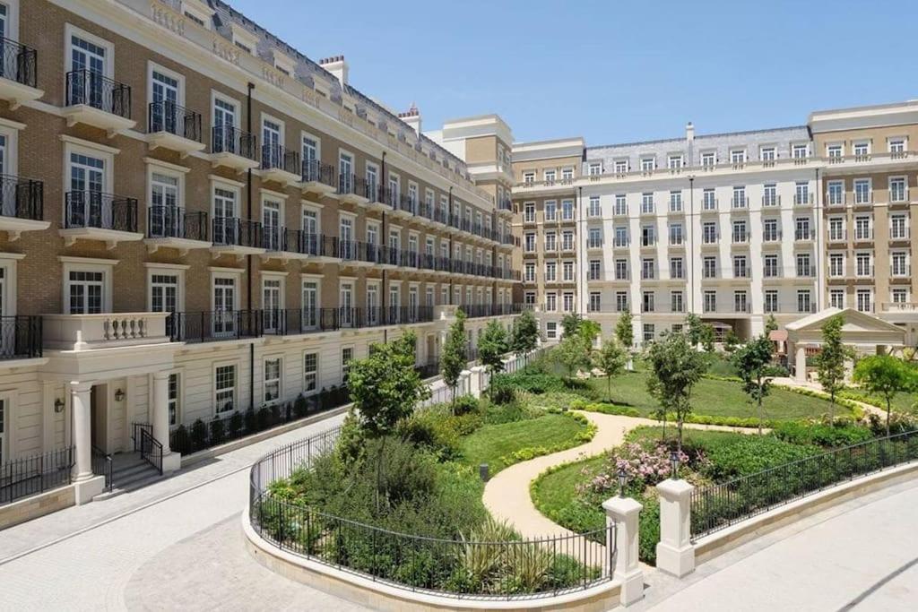 Knightsbridge Seaside Duplex