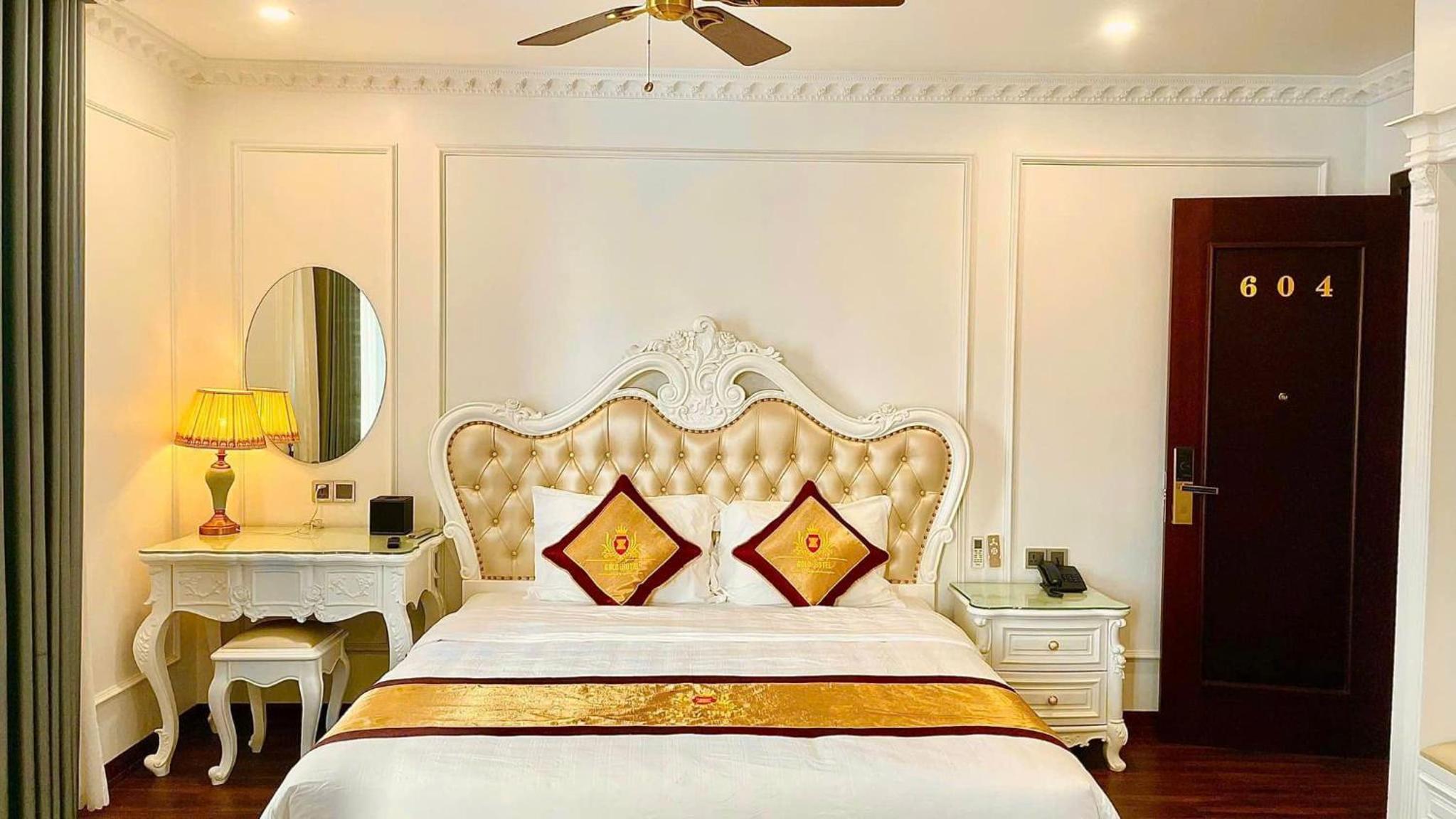 Gold Hotel Luxury - Tu Son