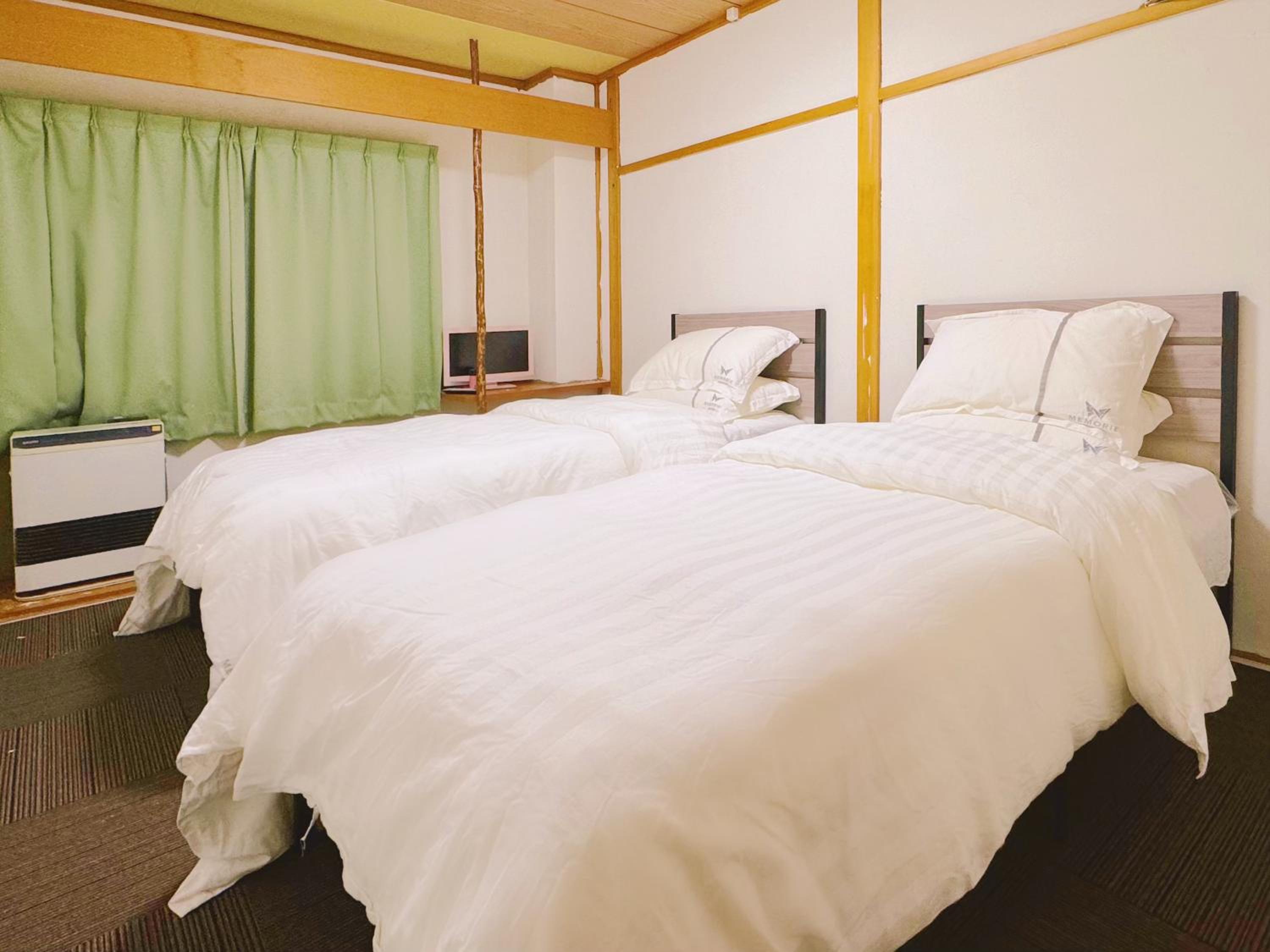 SnowHouse Memorie Hotel-汤泽石打丸山-Ski in Ski Out view 3