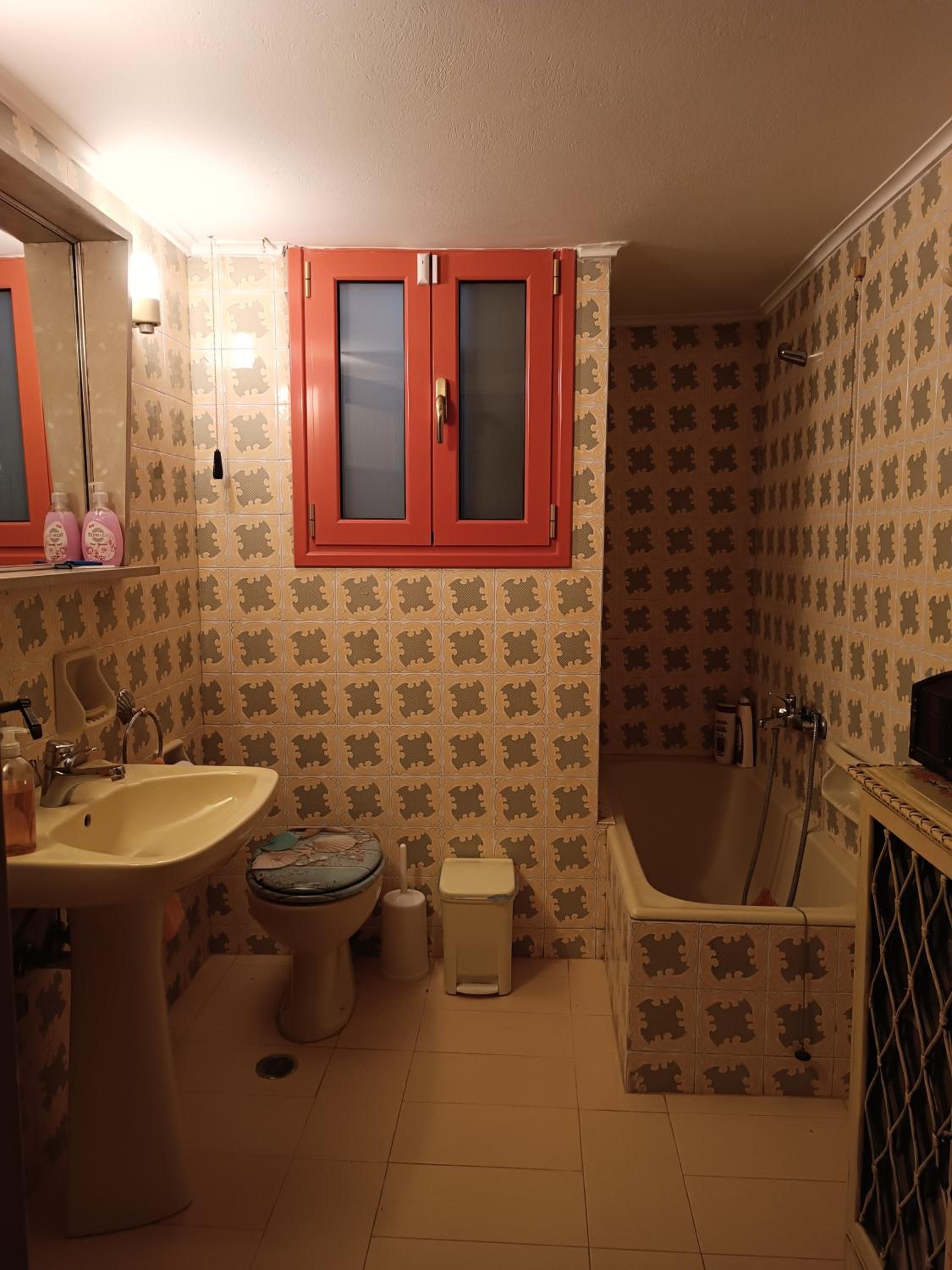 Eleni's Astrous Home