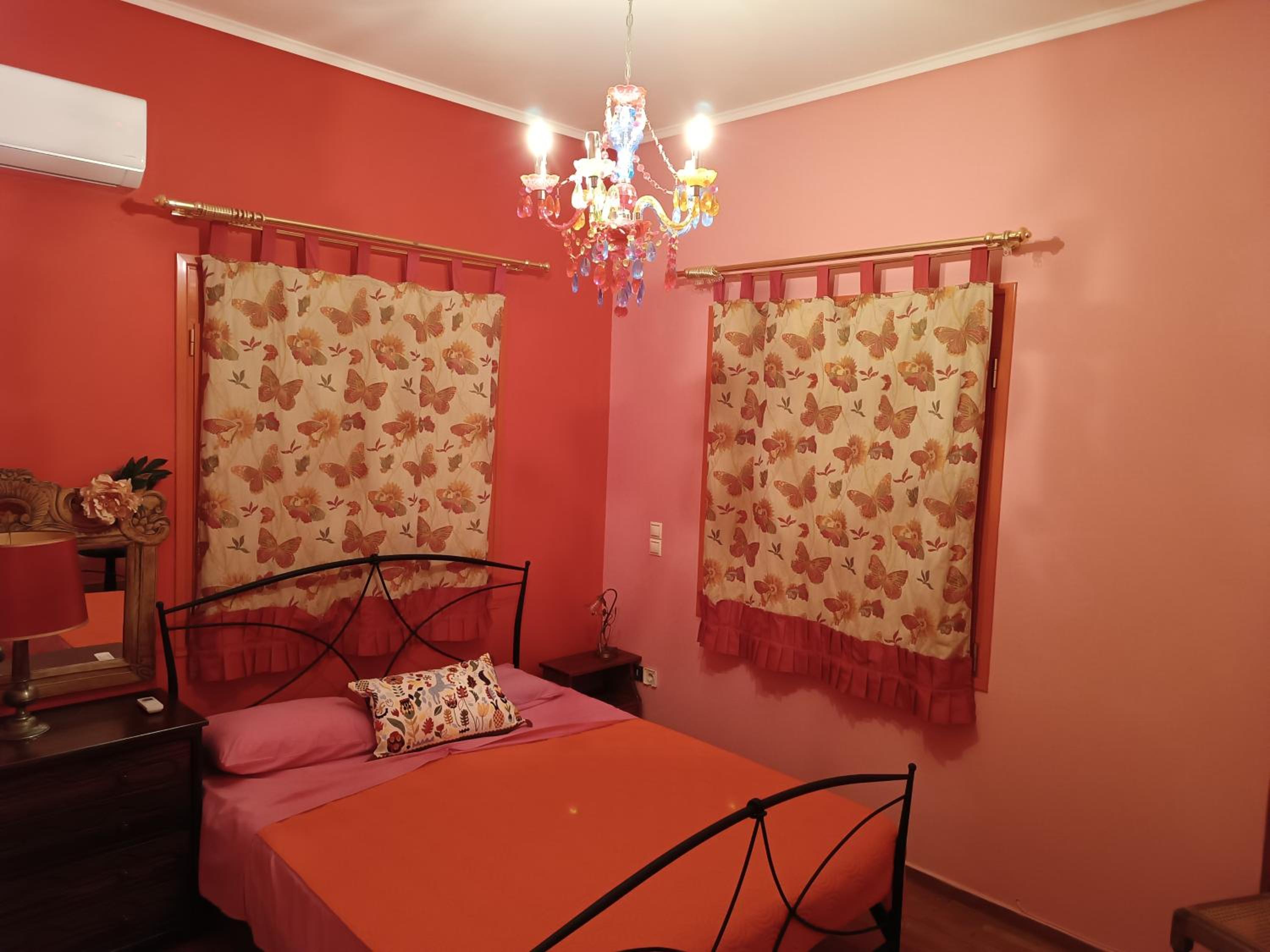 Eleni's Astrous Home