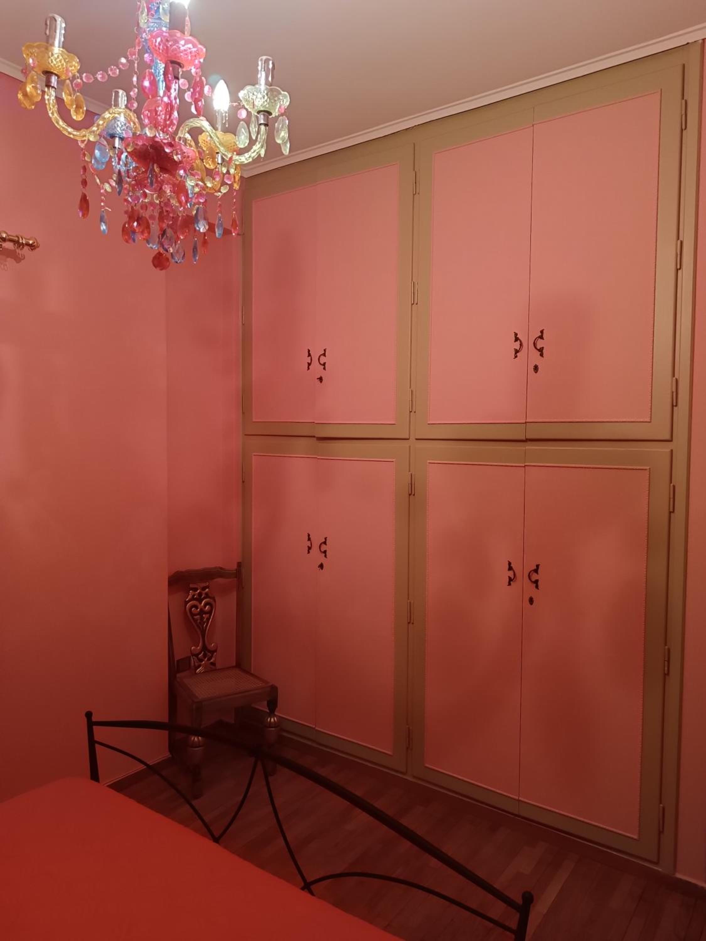 Eleni's Astrous Home