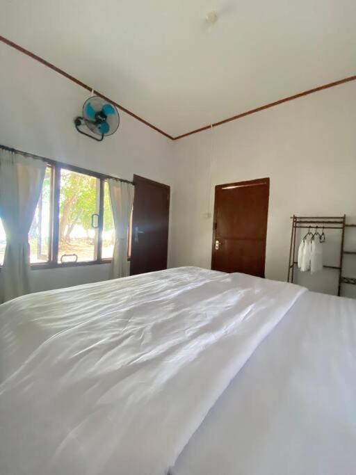 Beach Front Villa in Kotok Besar