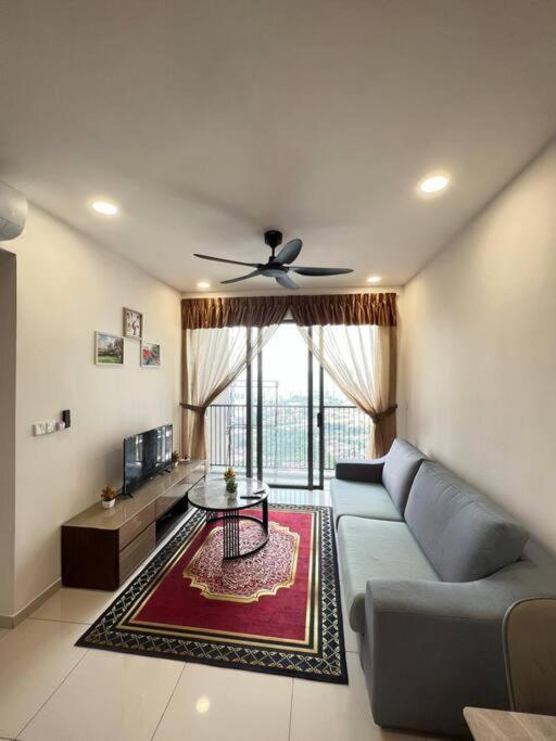 Cozy kenwingston platz kl 2-5pax 2BR&2BR Klcc view pakin netflx 3705A