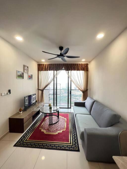 Cozy kenwingston platz kl 2-5pax 2BR&2BR Klcc view pakin netflx 3705A